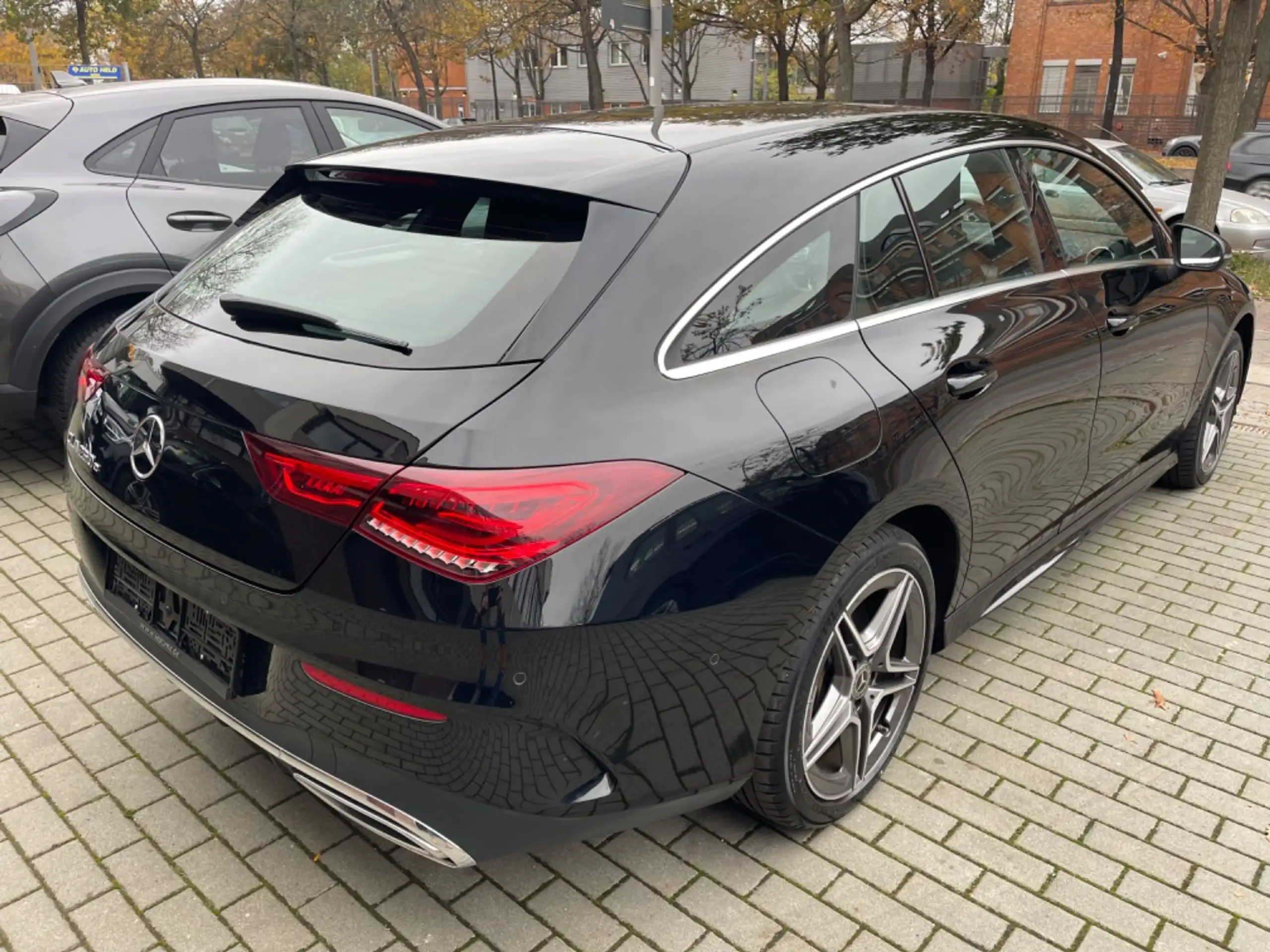 Mercedes-Benz - CLA 250