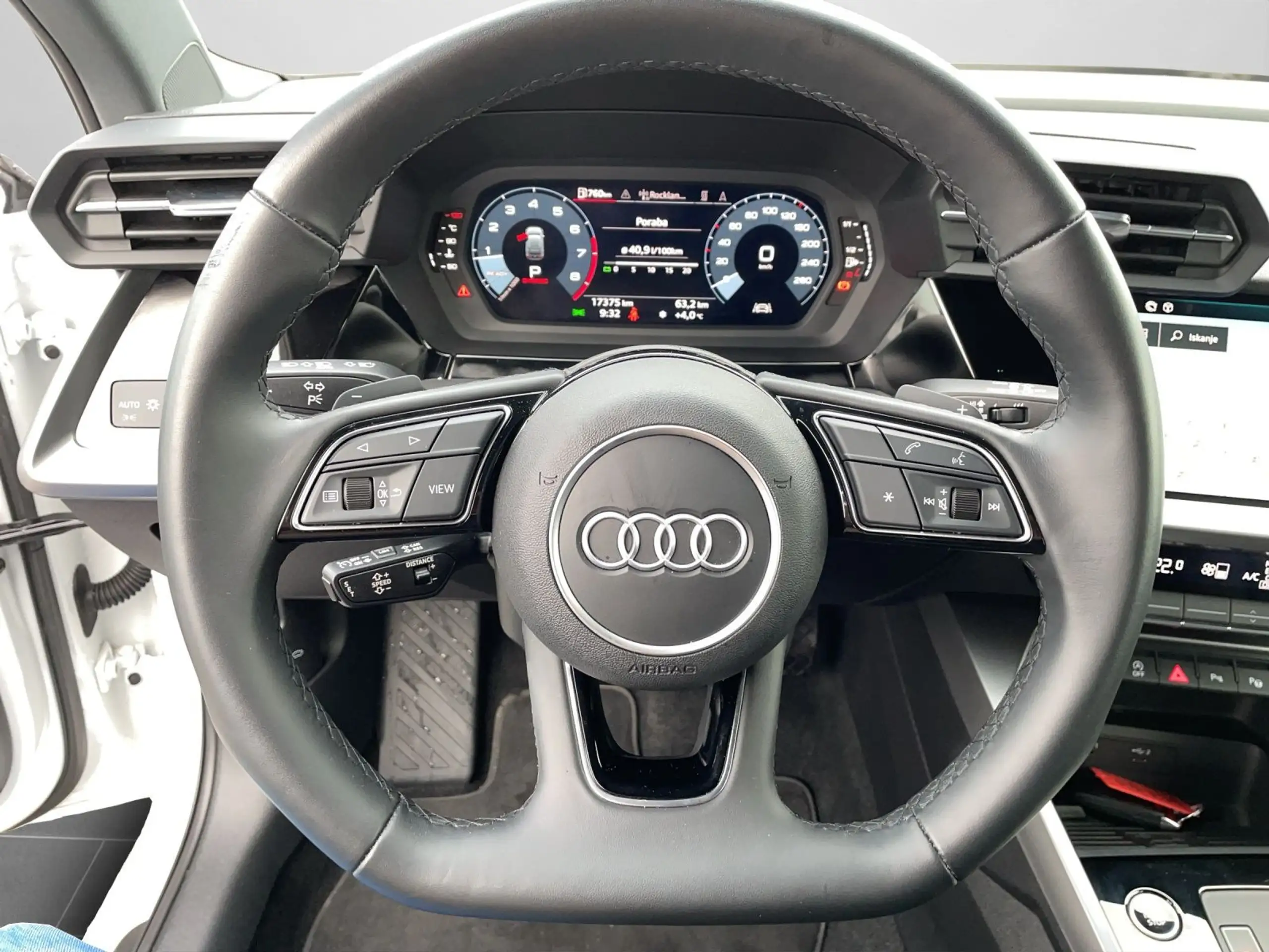 Audi - A3