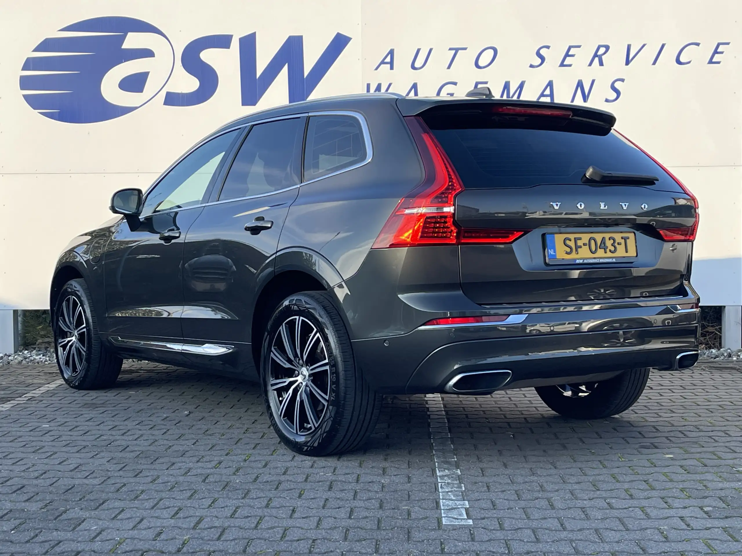 Volvo - XC60