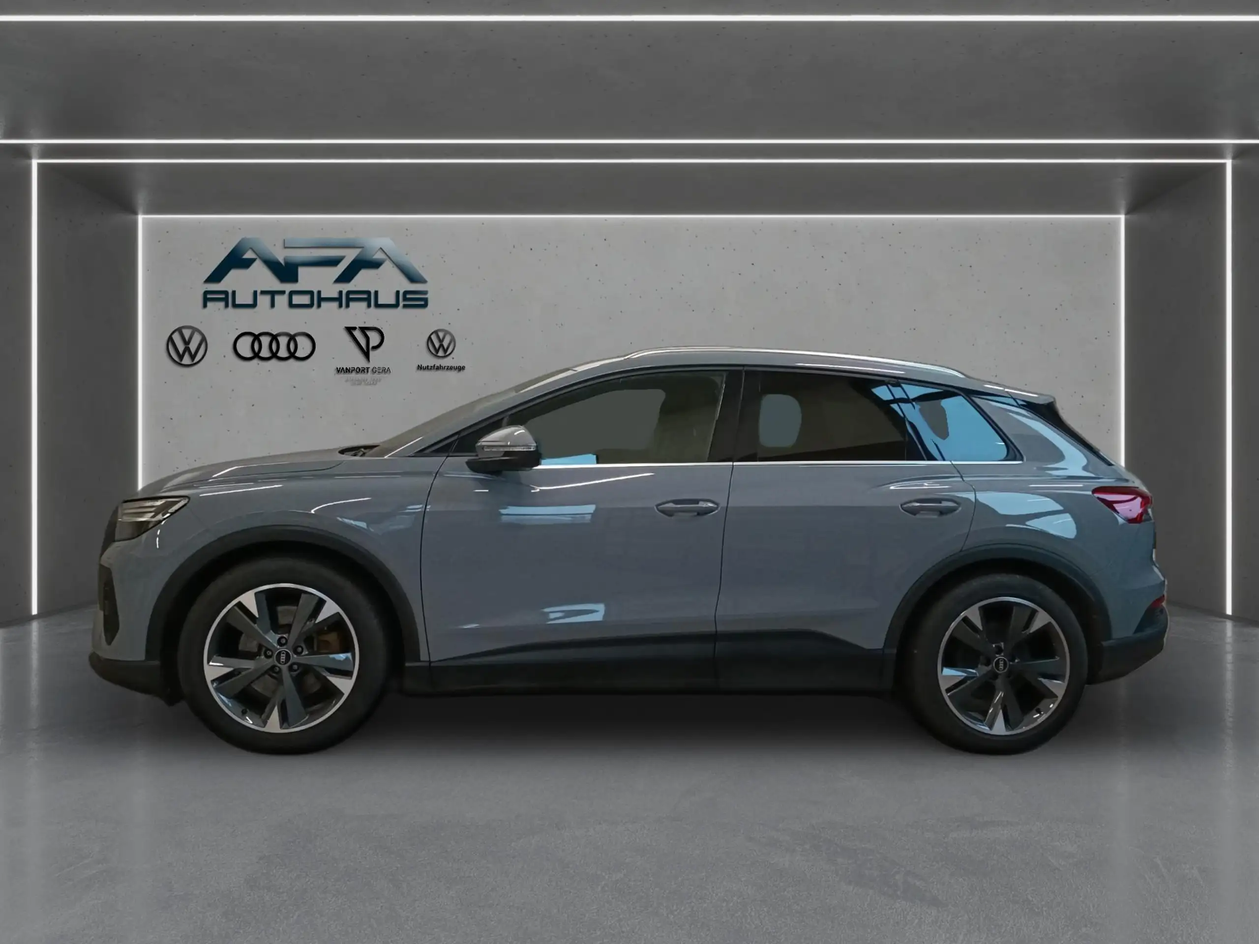 Audi - Q4 e-tron