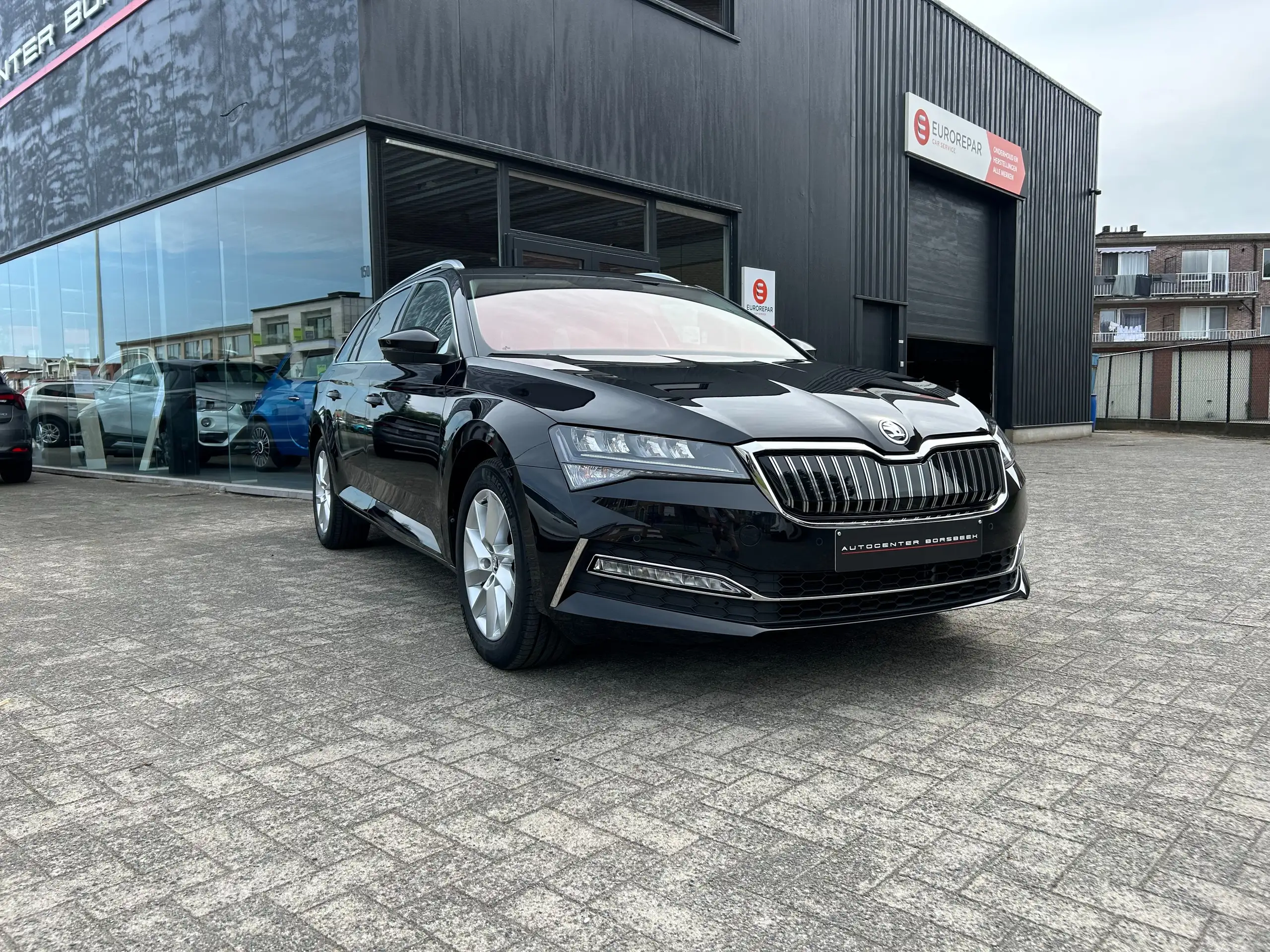 Skoda - Superb