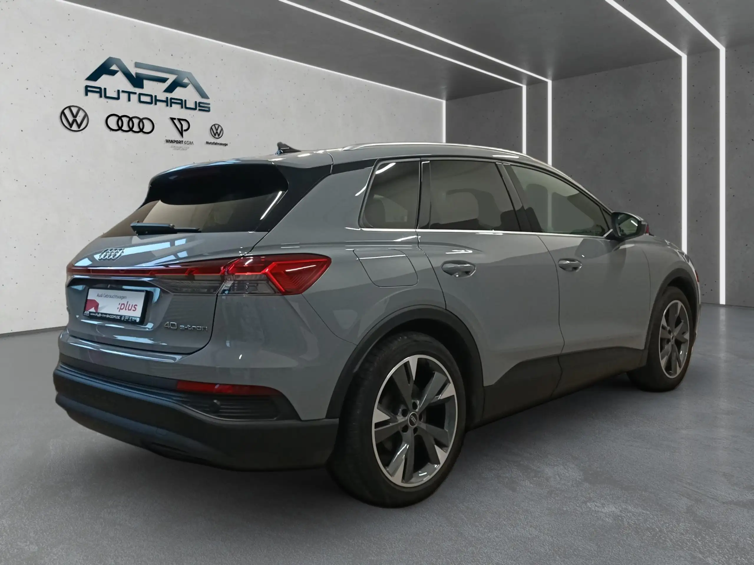 Audi - Q4 e-tron