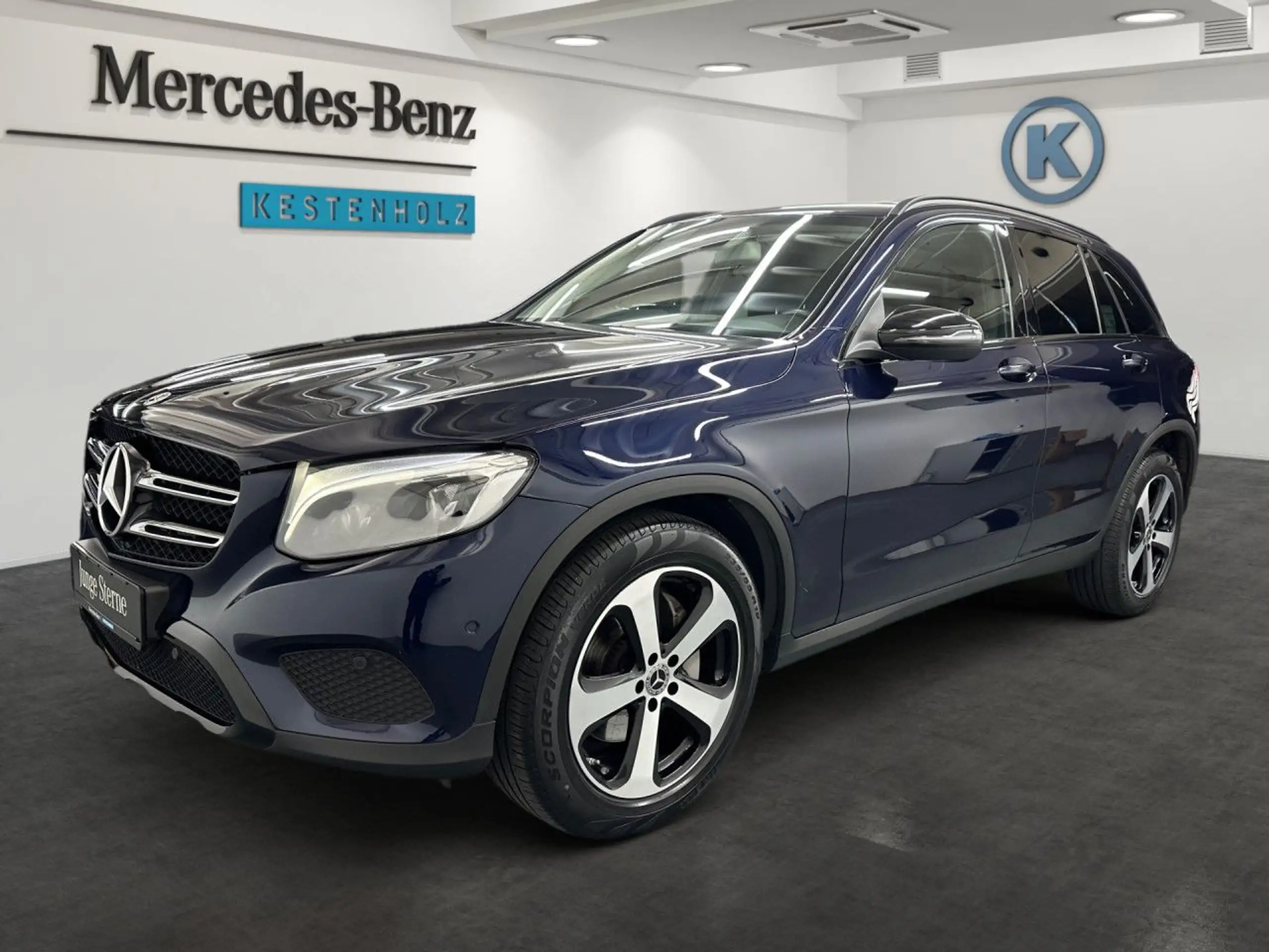 Mercedes-Benz - GLC 300