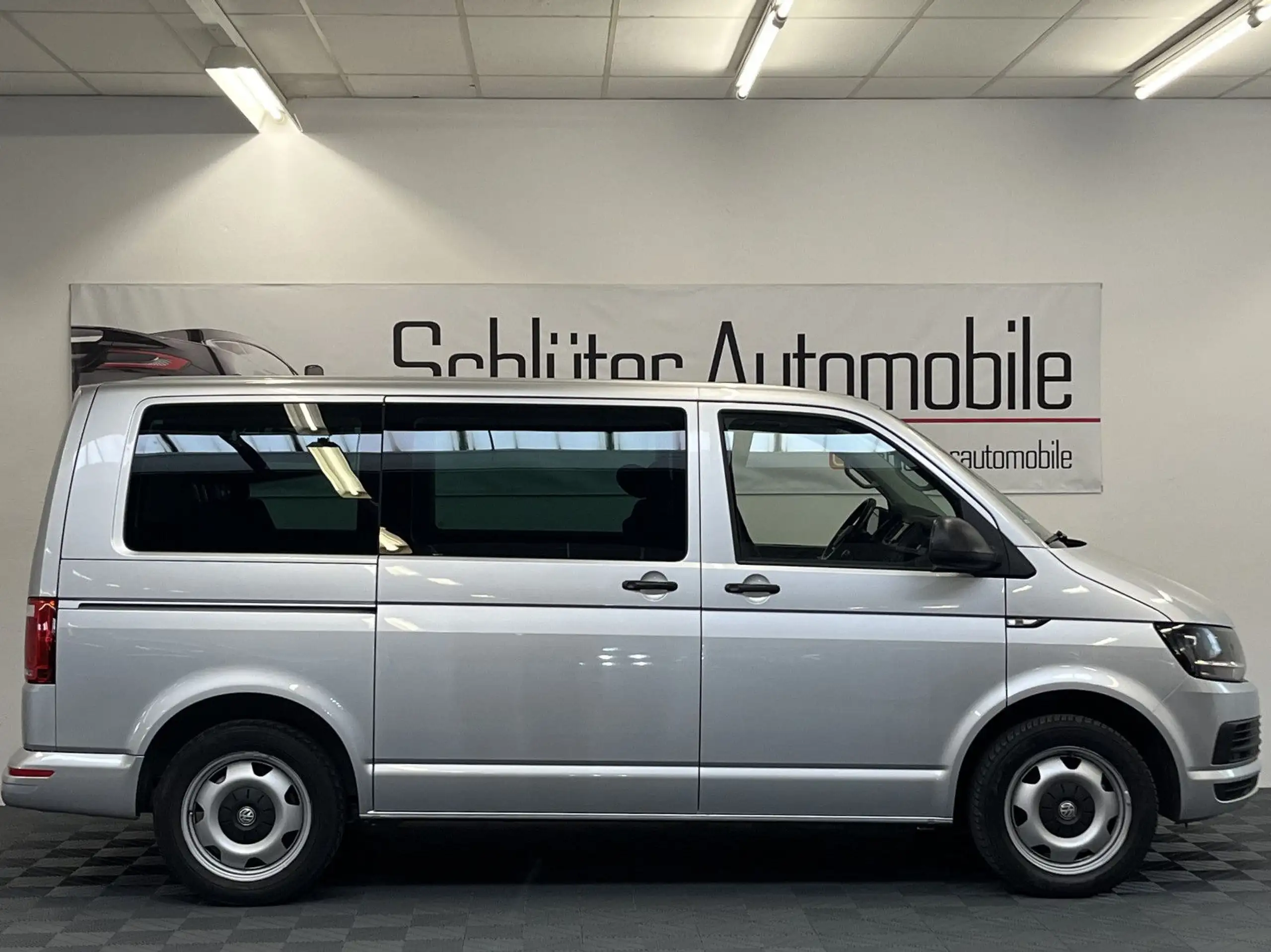 Volkswagen - T6 Multivan