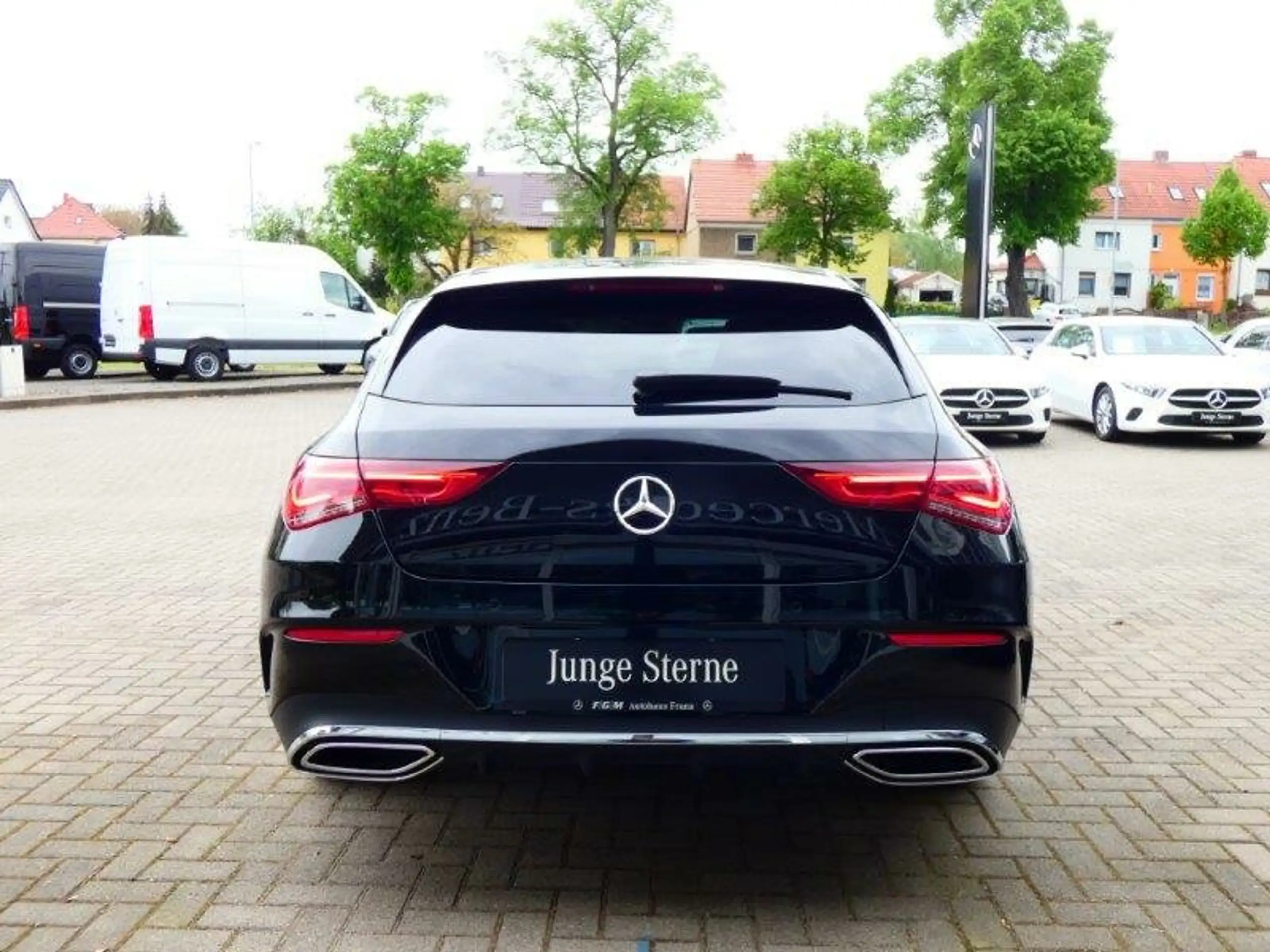 Mercedes-Benz - CLA 250