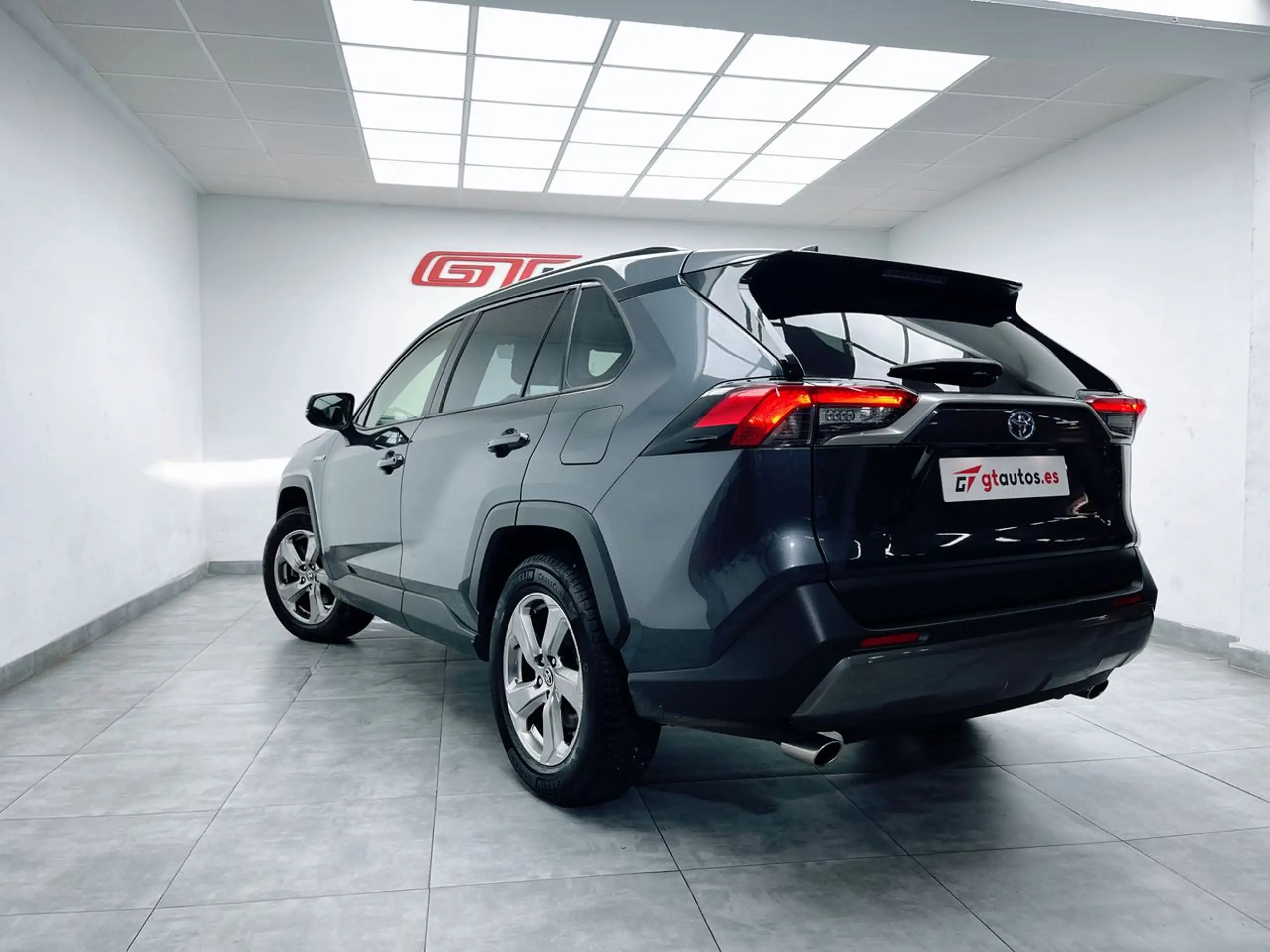 Toyota RAV 4 2019