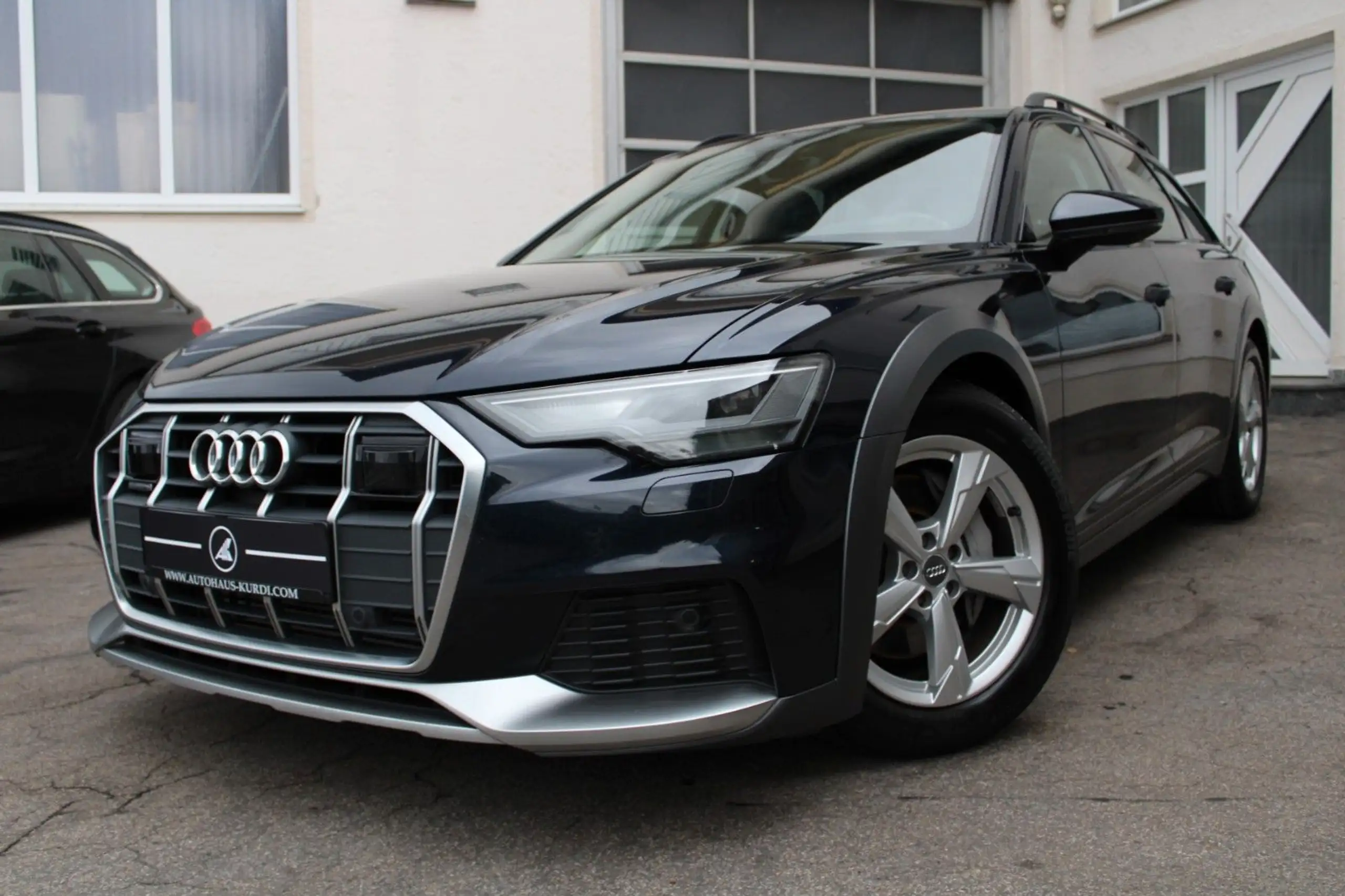 Audi - A6 allroad