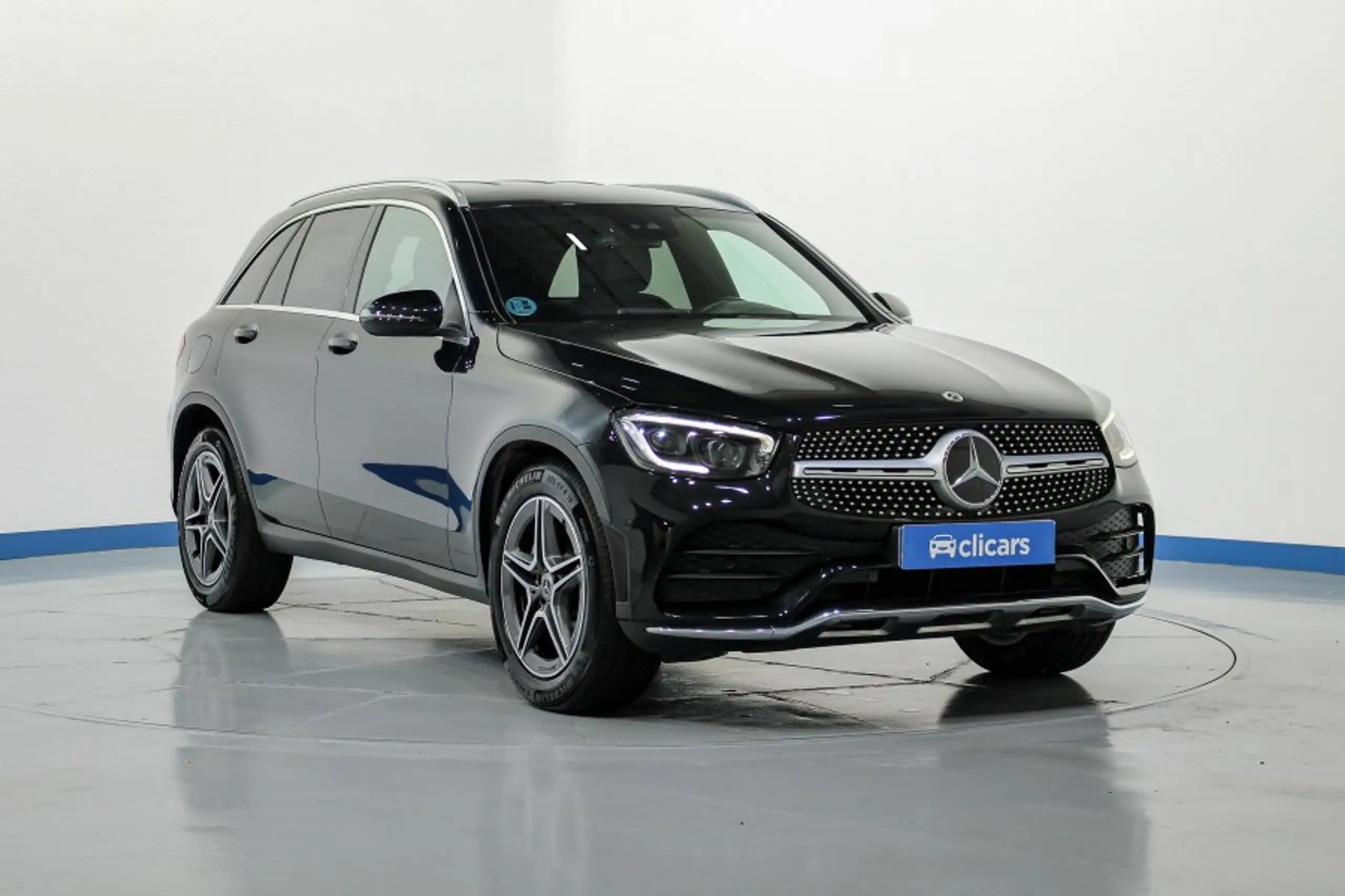 Mercedes-Benz - GLC 200