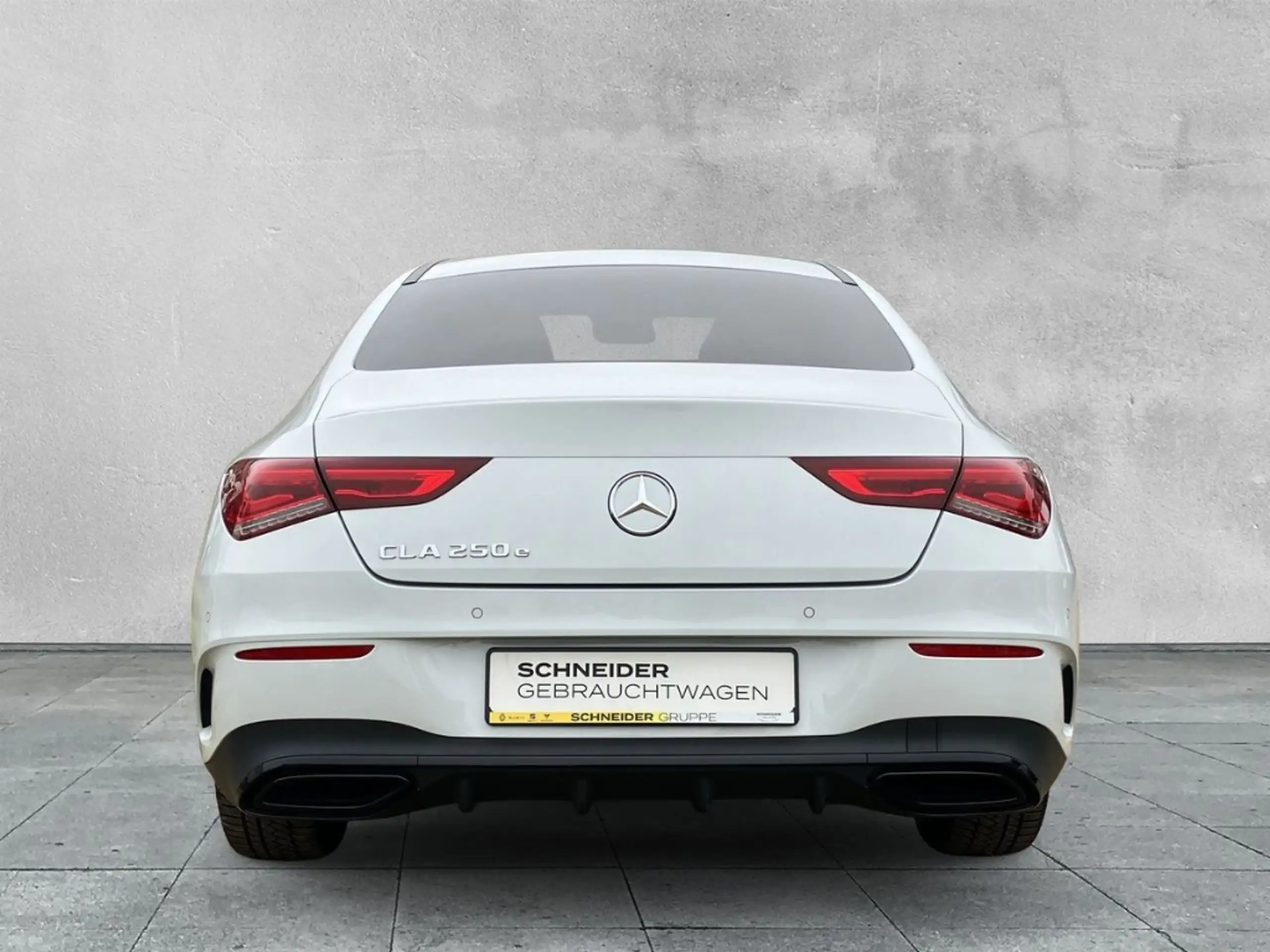 Mercedes-Benz - CLA 250