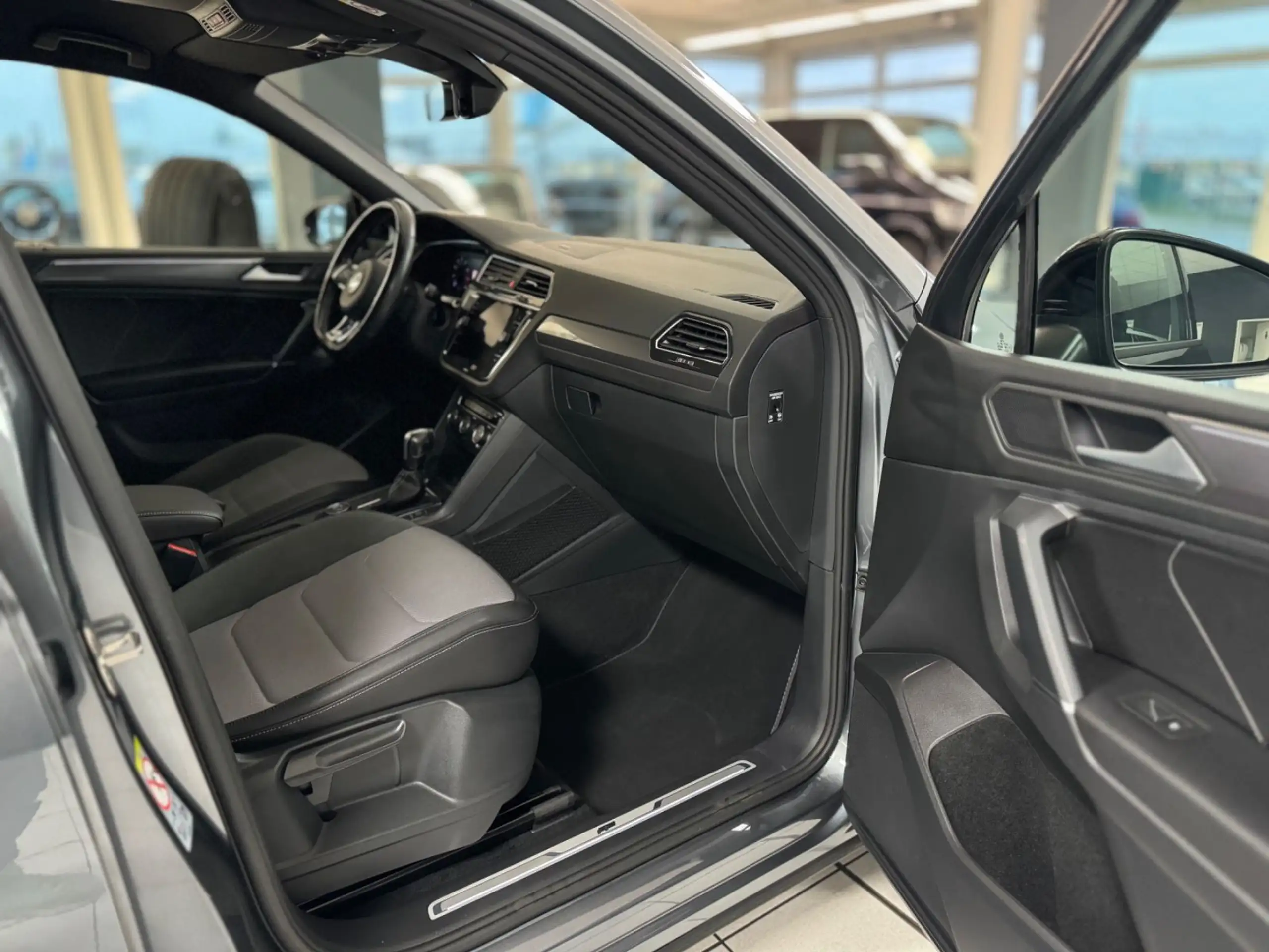 Volkswagen - Tiguan Allspace