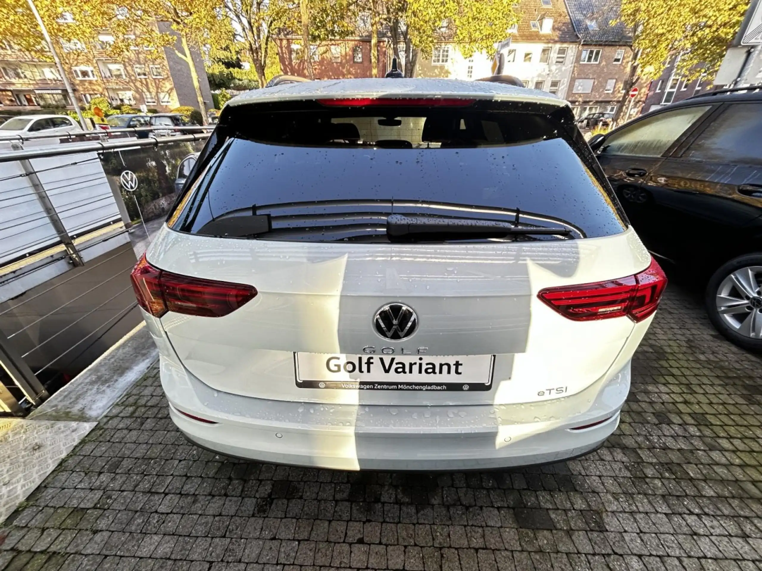 Volkswagen - Golf Variant