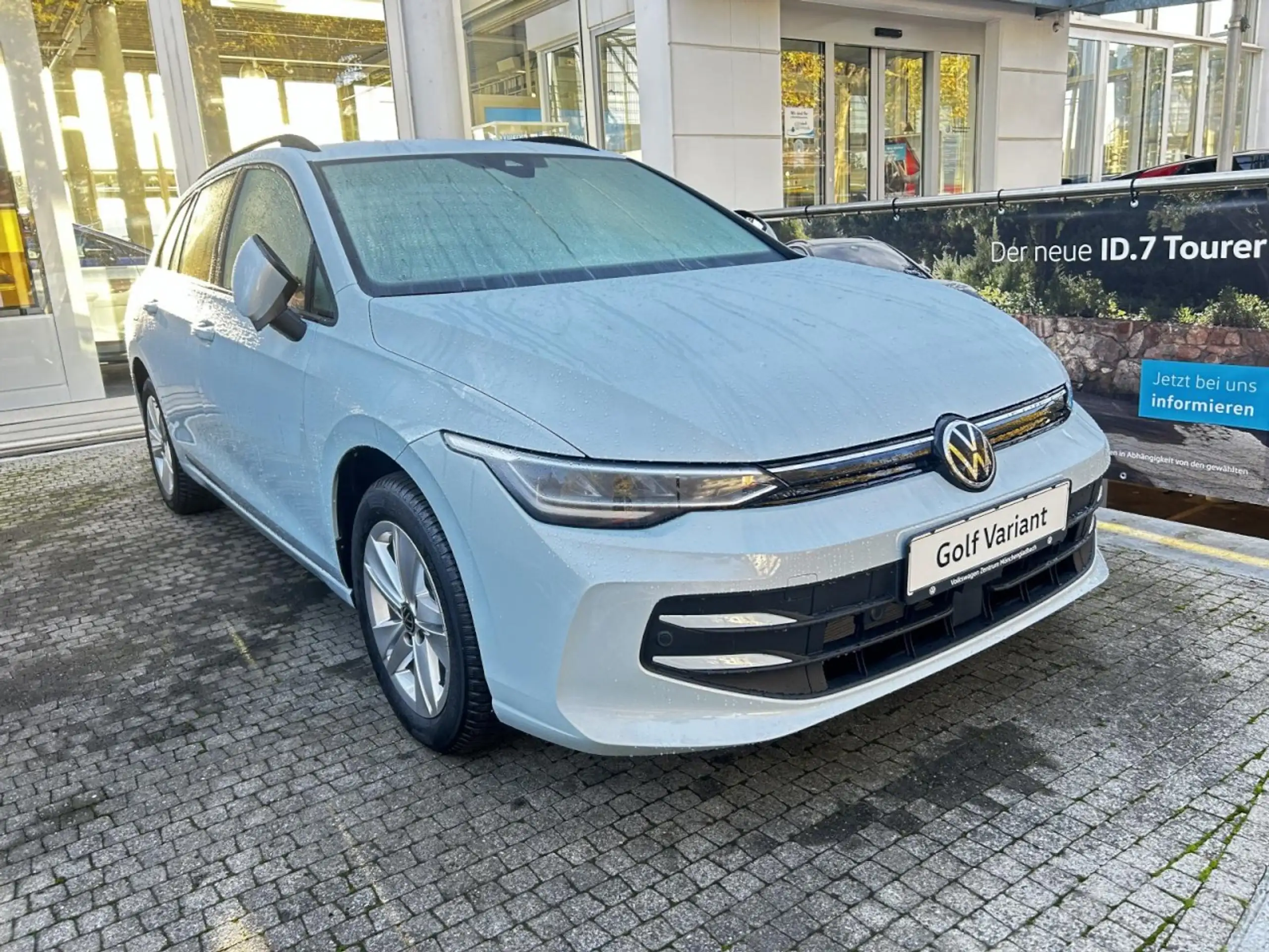 Volkswagen - Golf Variant