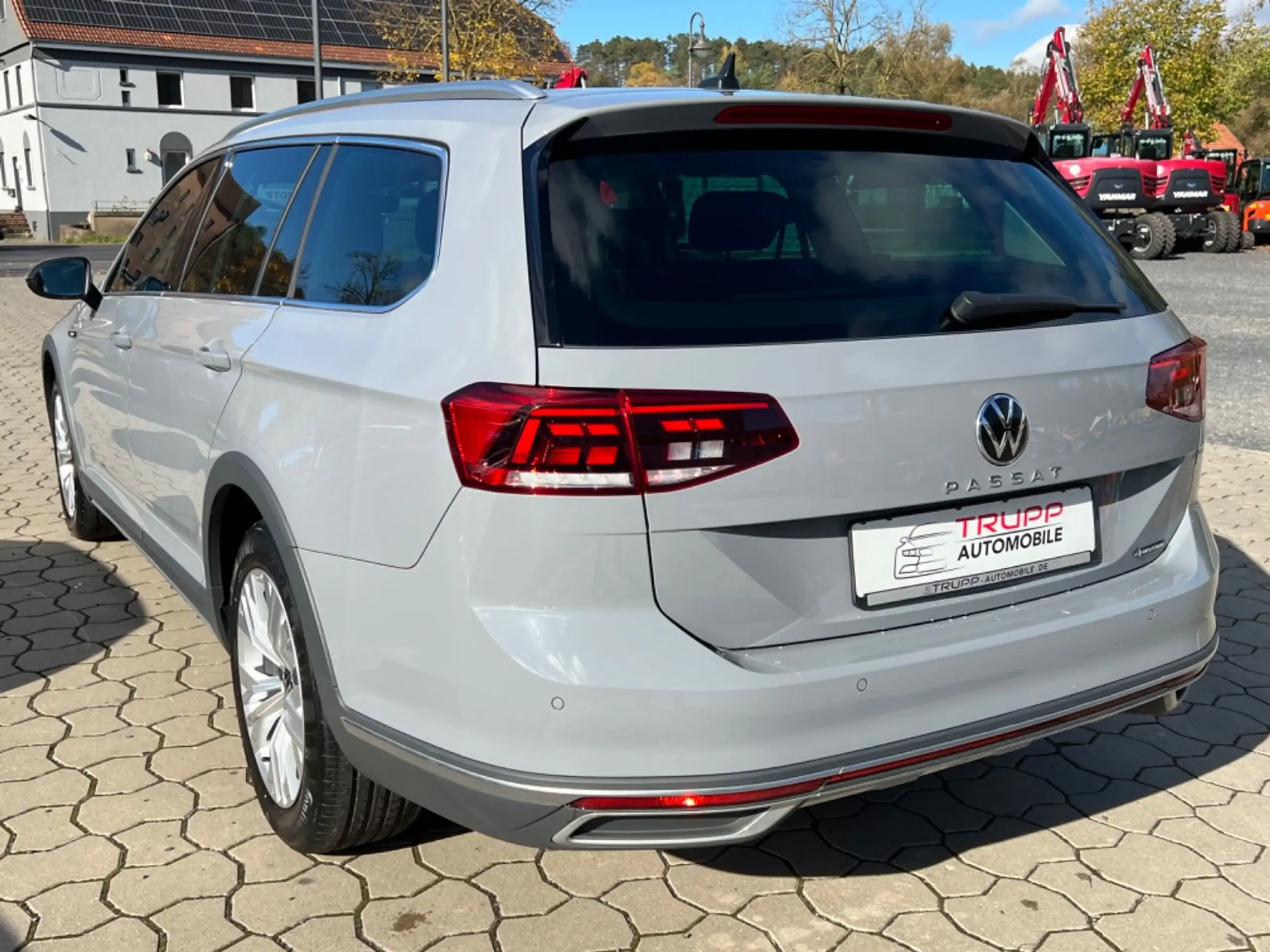 Volkswagen - Passat Alltrack