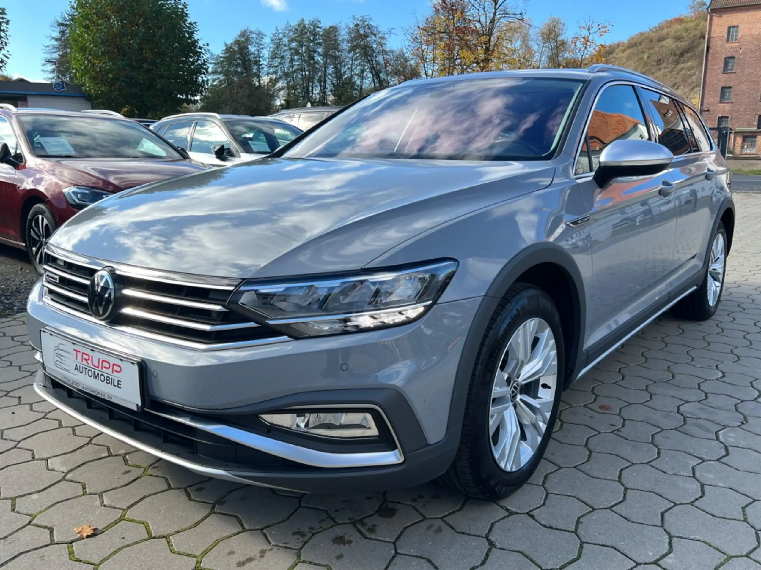 Volkswagen - Passat Alltrack