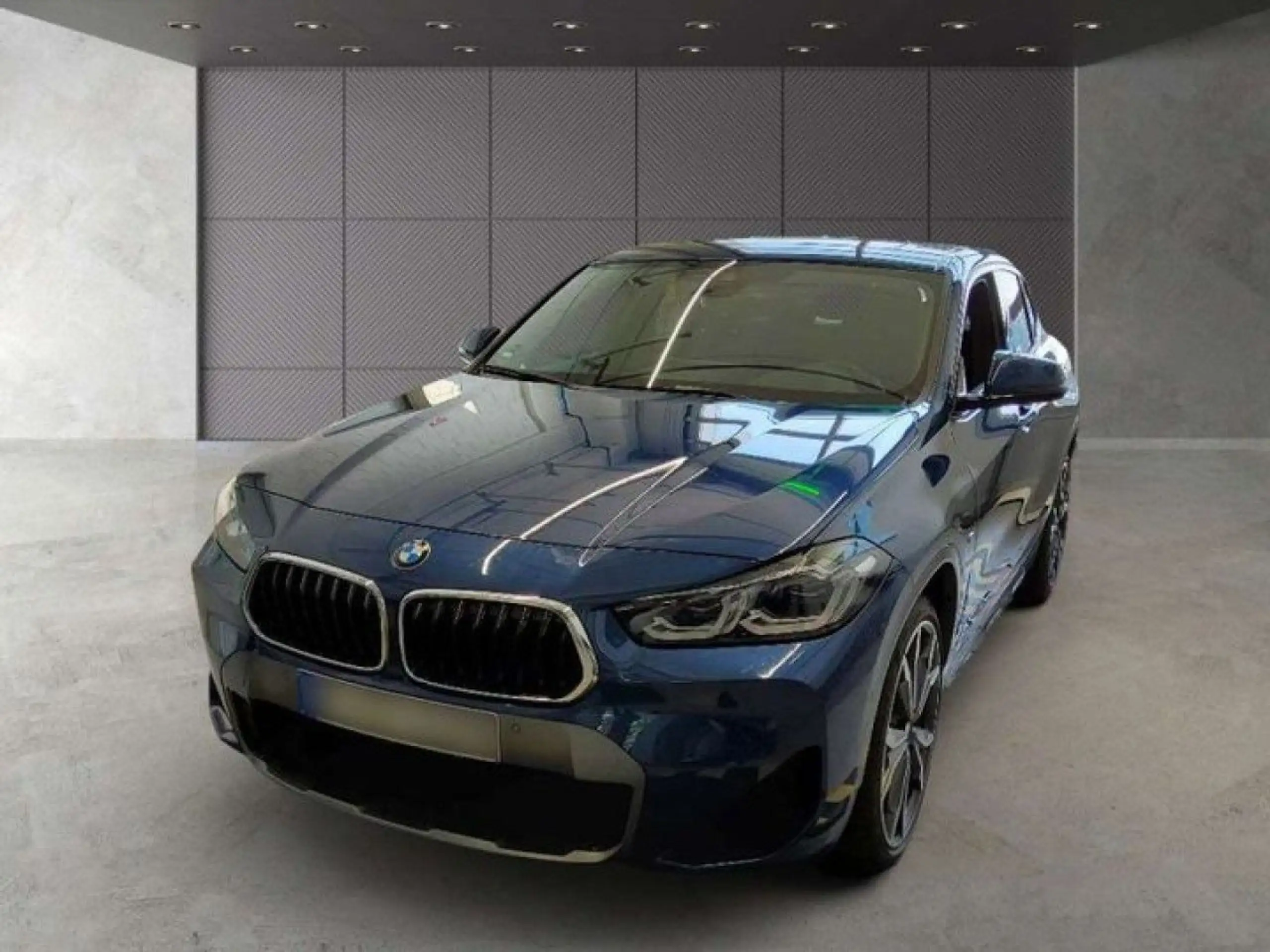 BMW - X2