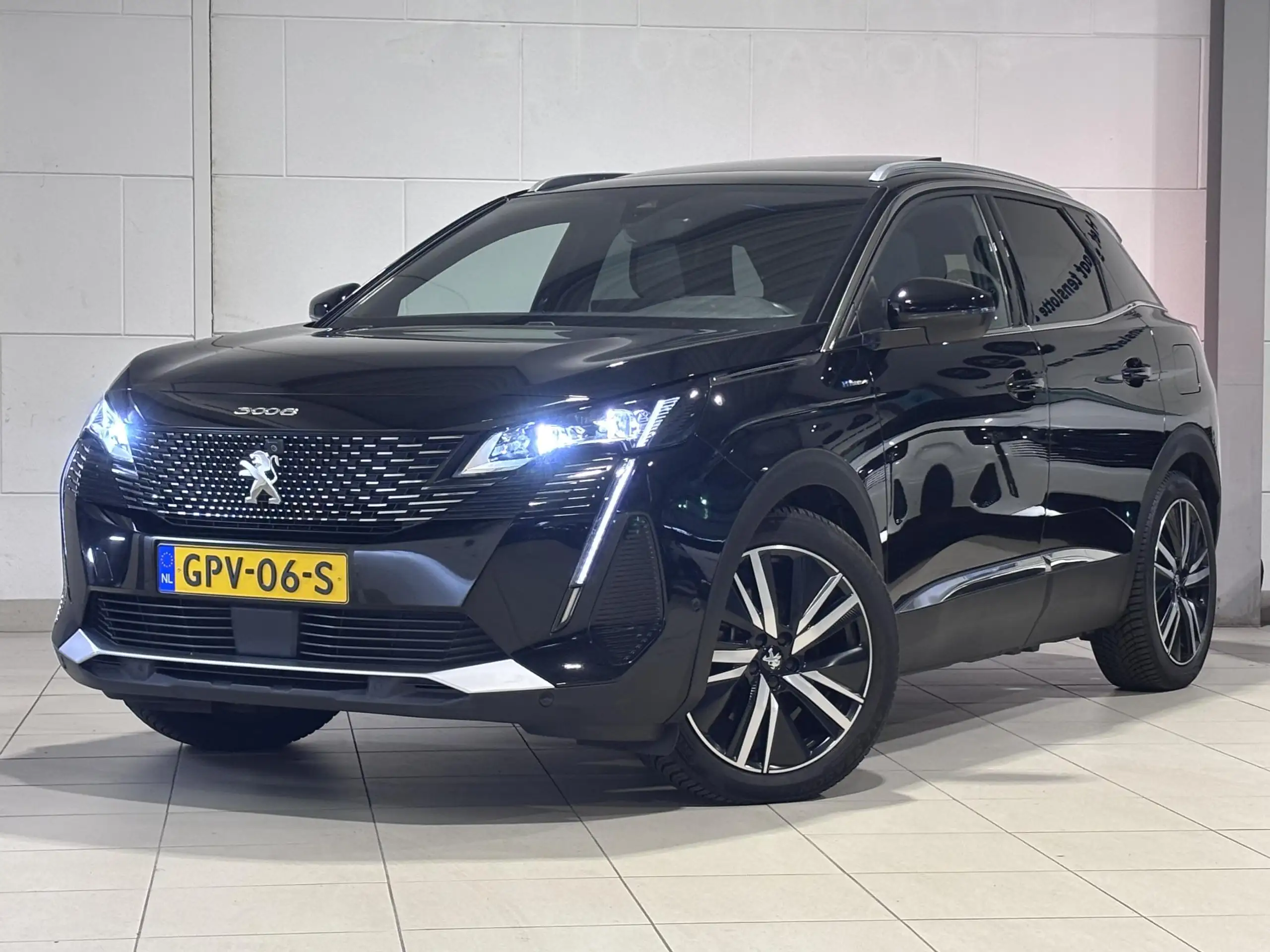 Peugeot - 3008