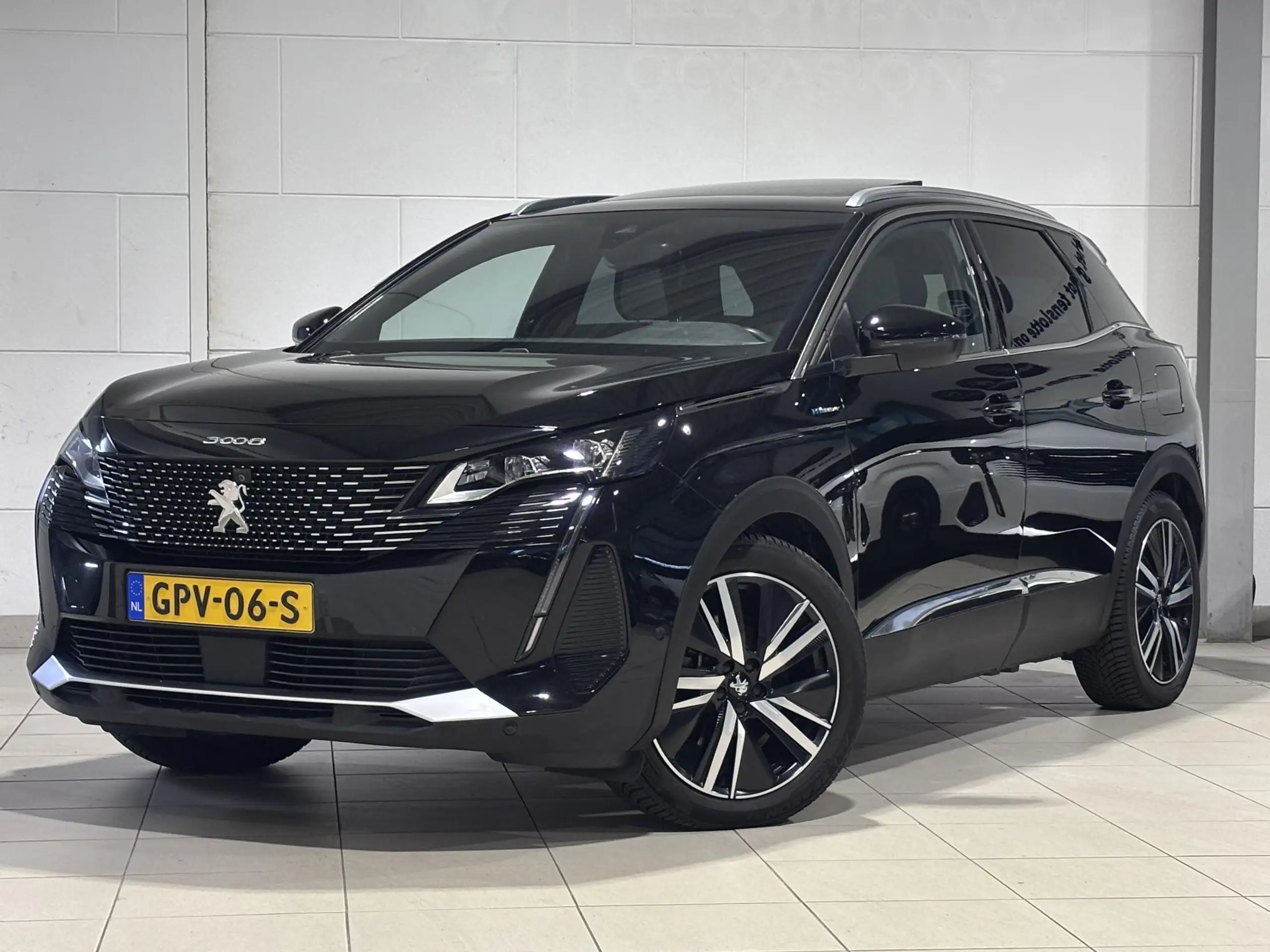 Peugeot - 3008