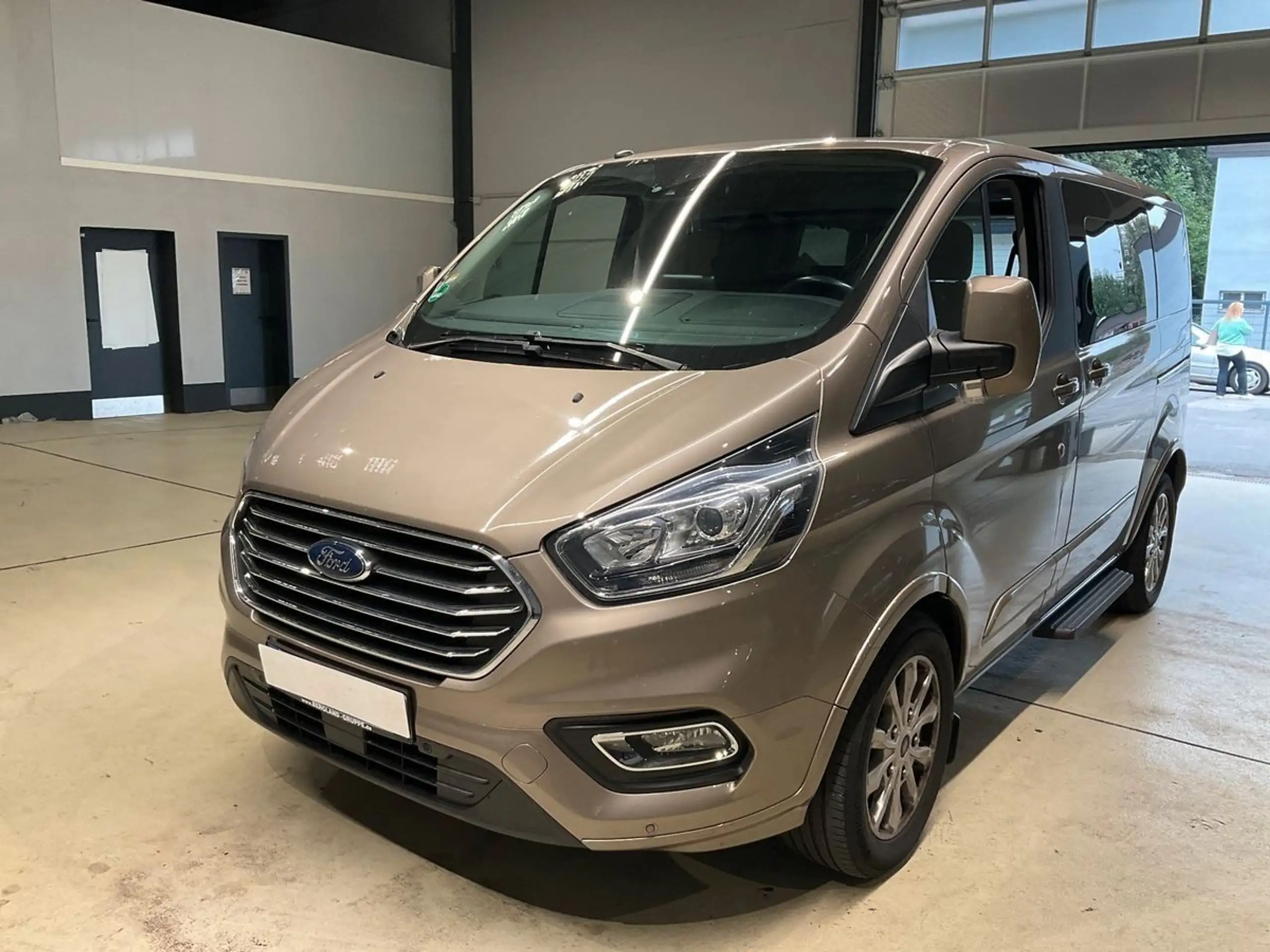 Ford Tourneo Custom 2019