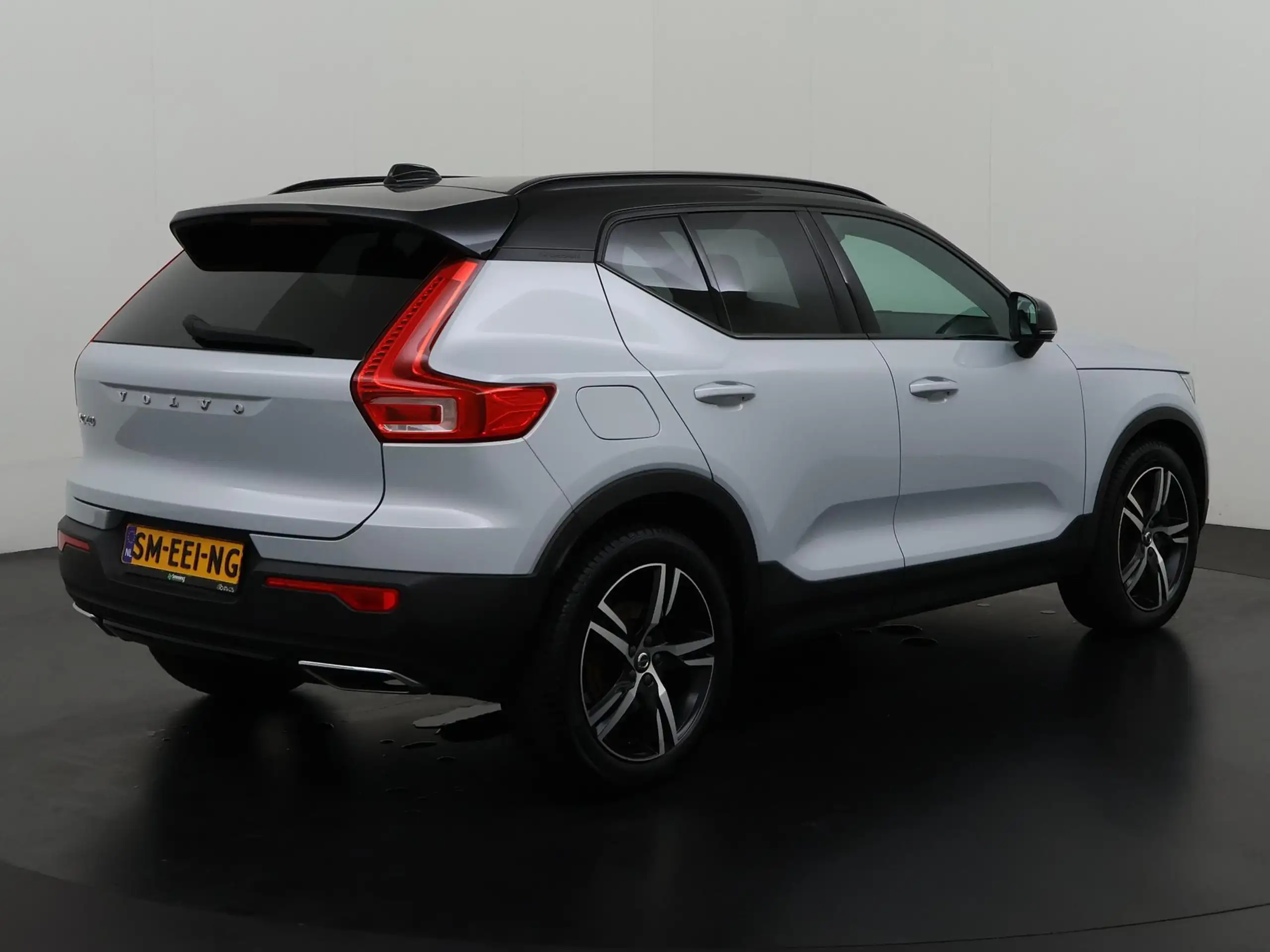 Volvo - XC40