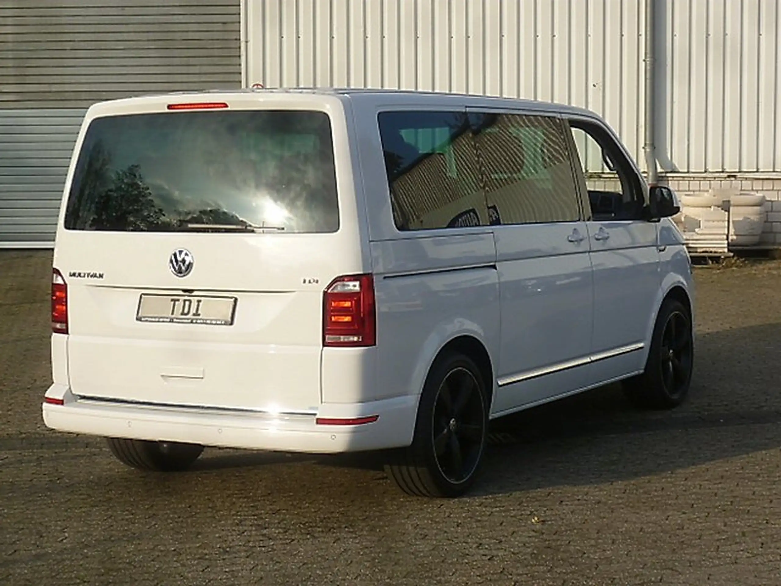 Volkswagen - T6 Multivan