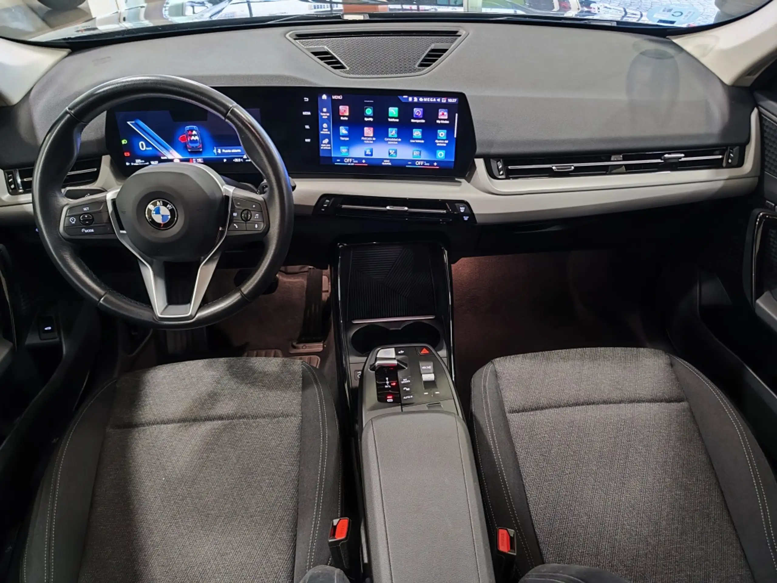 BMW - X1