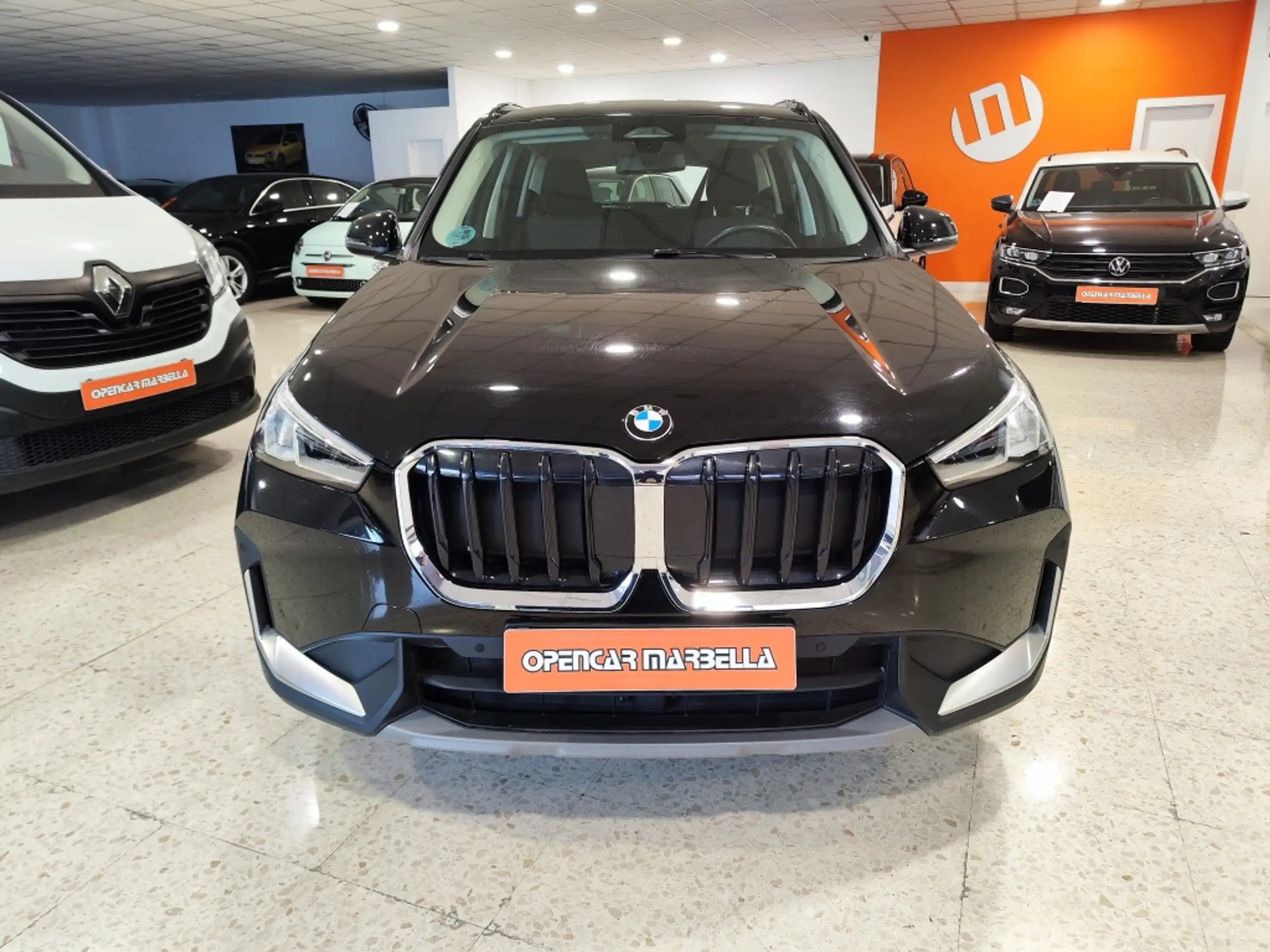 BMW - X1