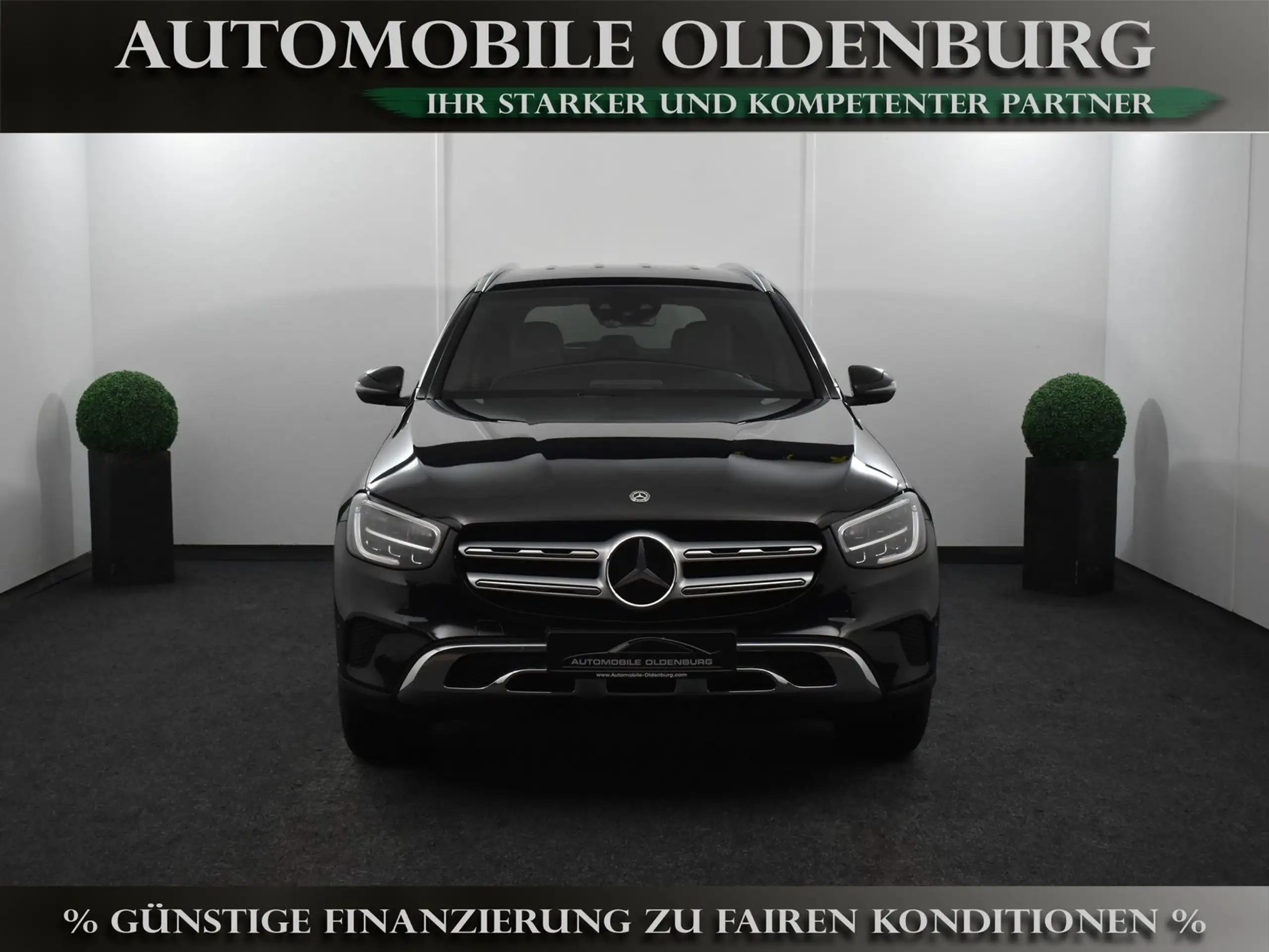 Mercedes-Benz - GLC 300