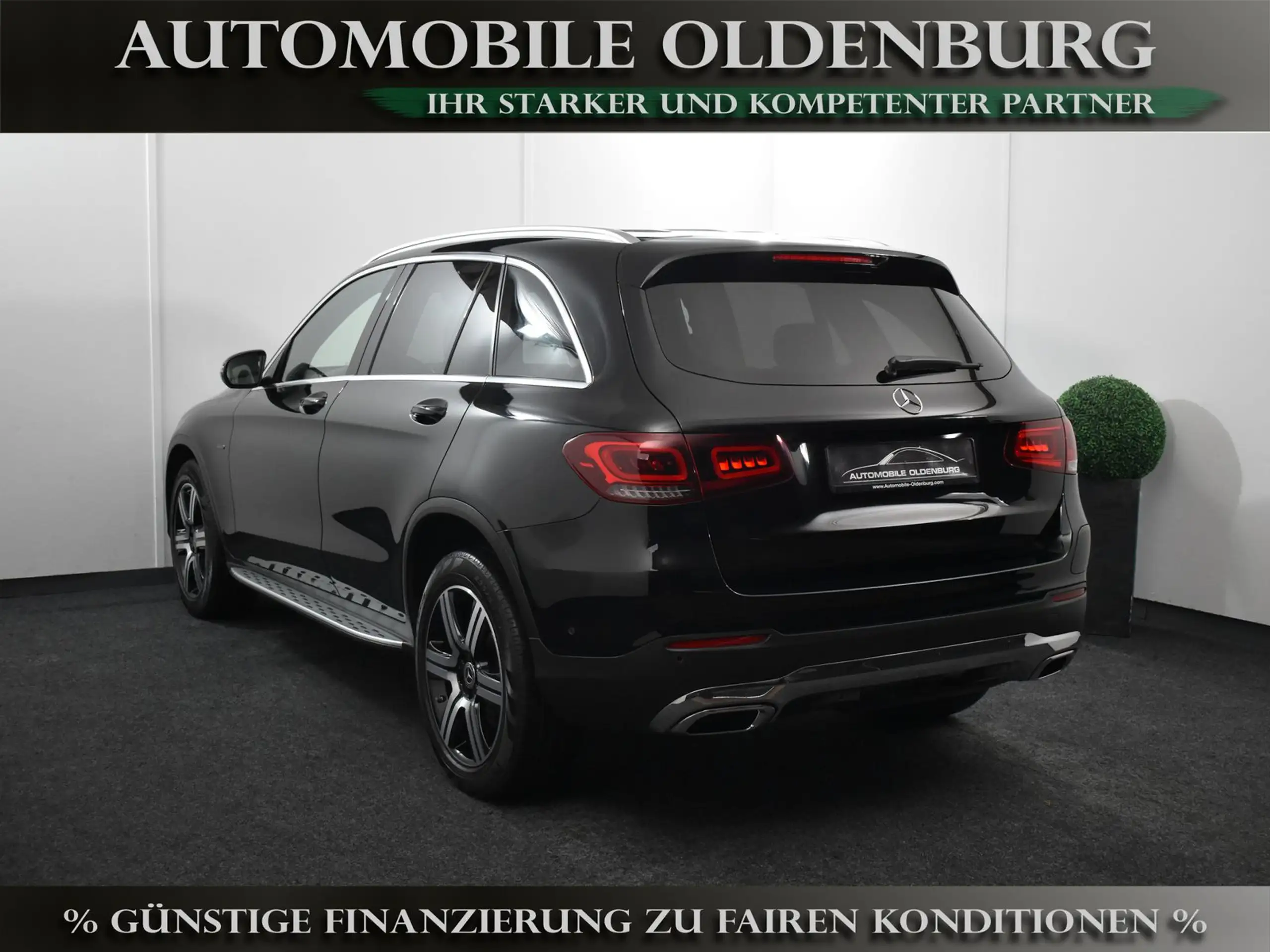 Mercedes-Benz - GLC 300