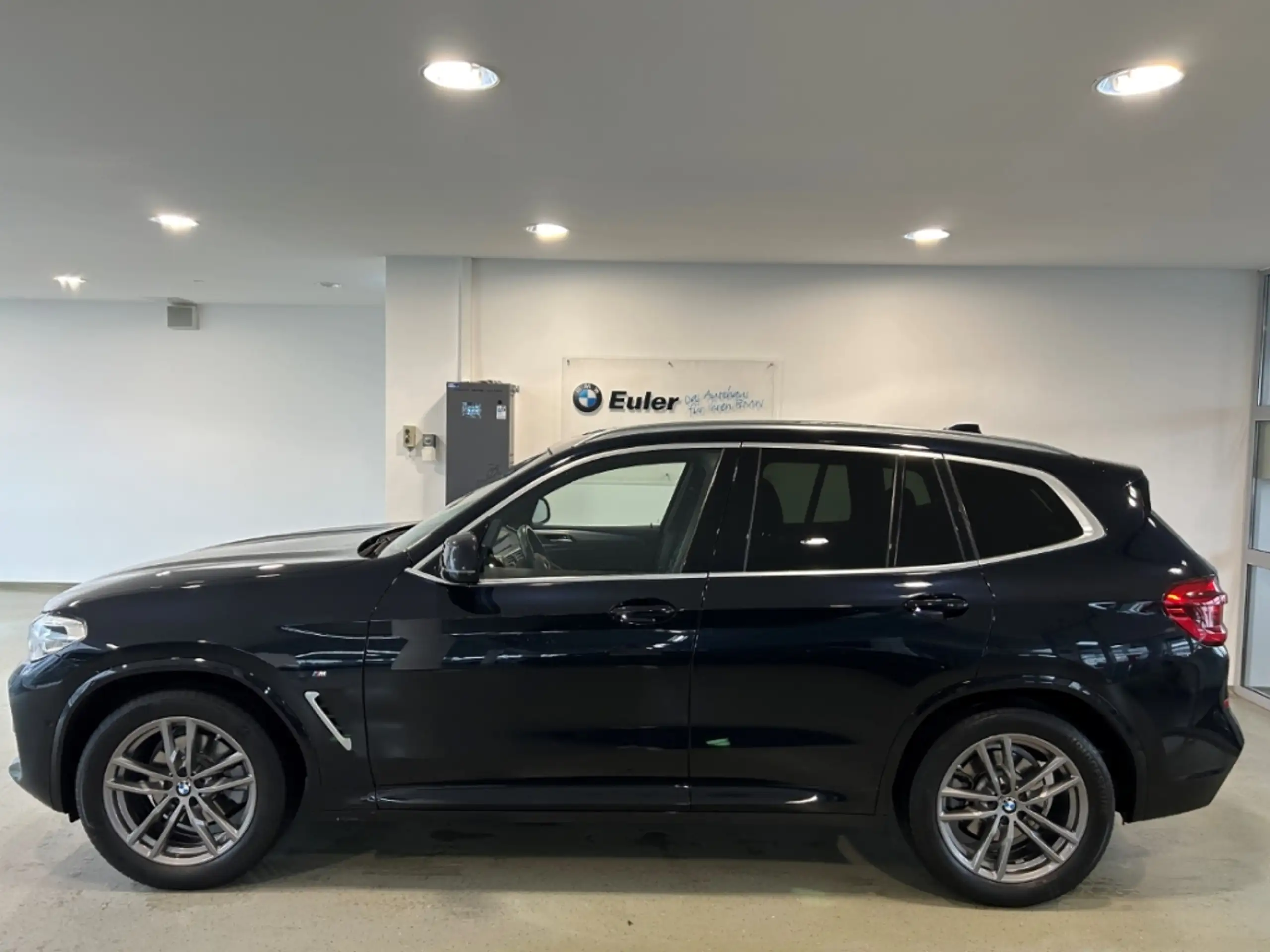 BMW - X3