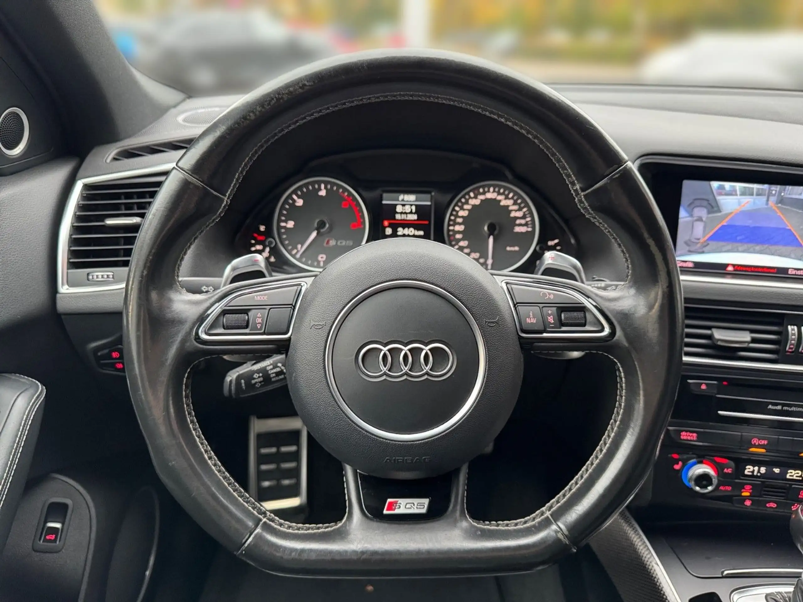 Audi - SQ5