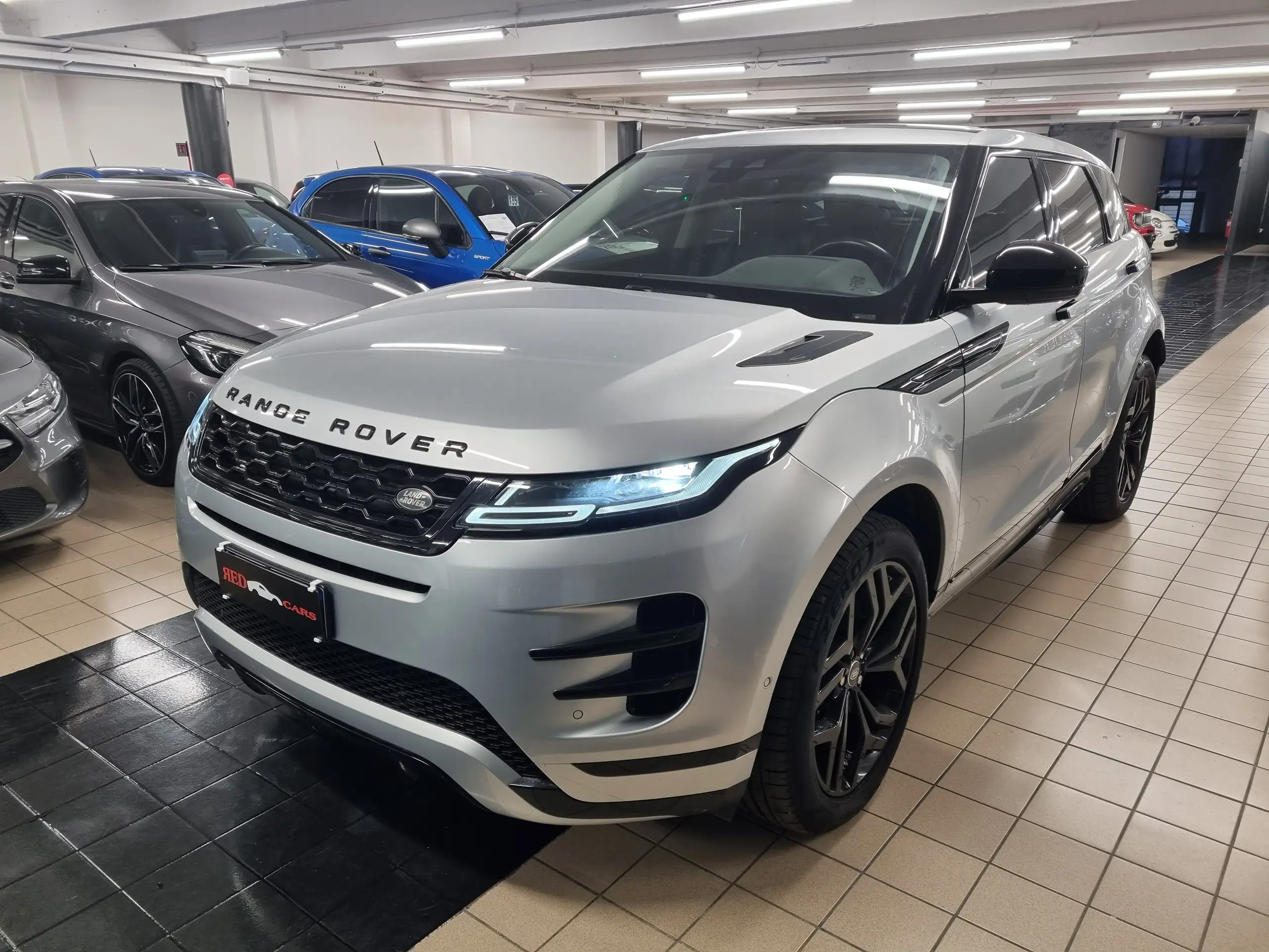 Land Rover - Range Rover Evoque