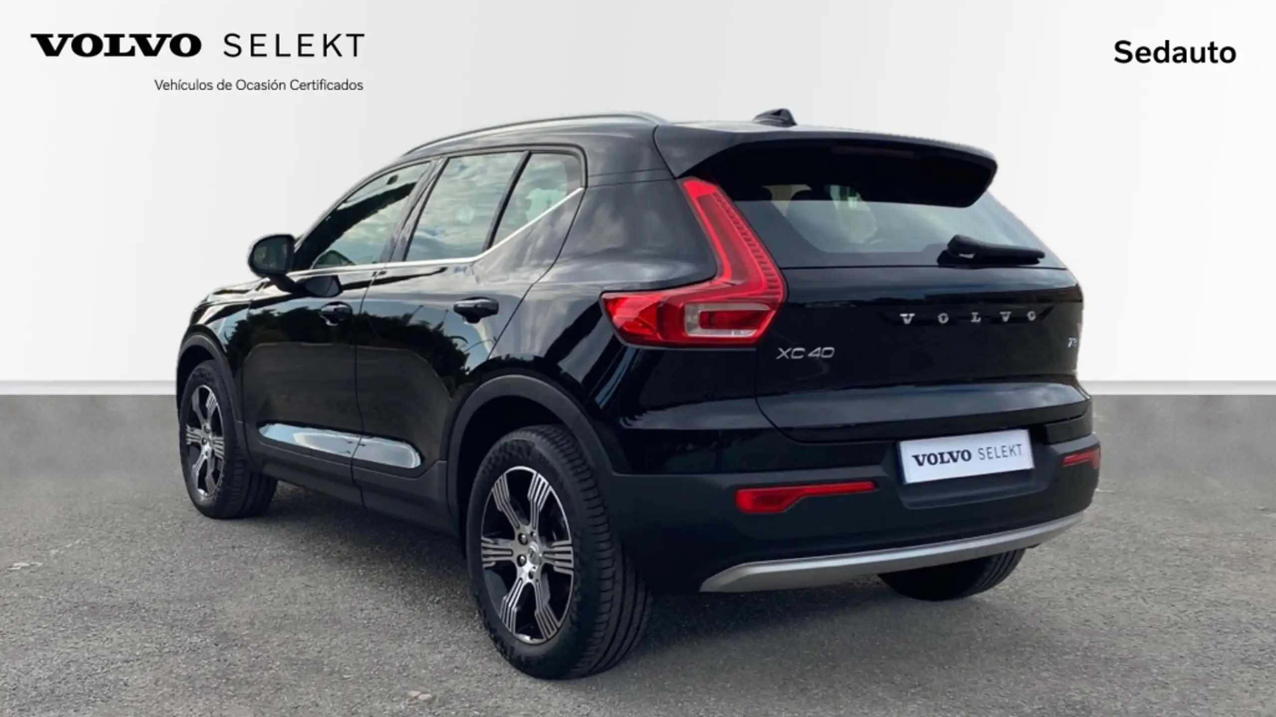 Volvo - XC40