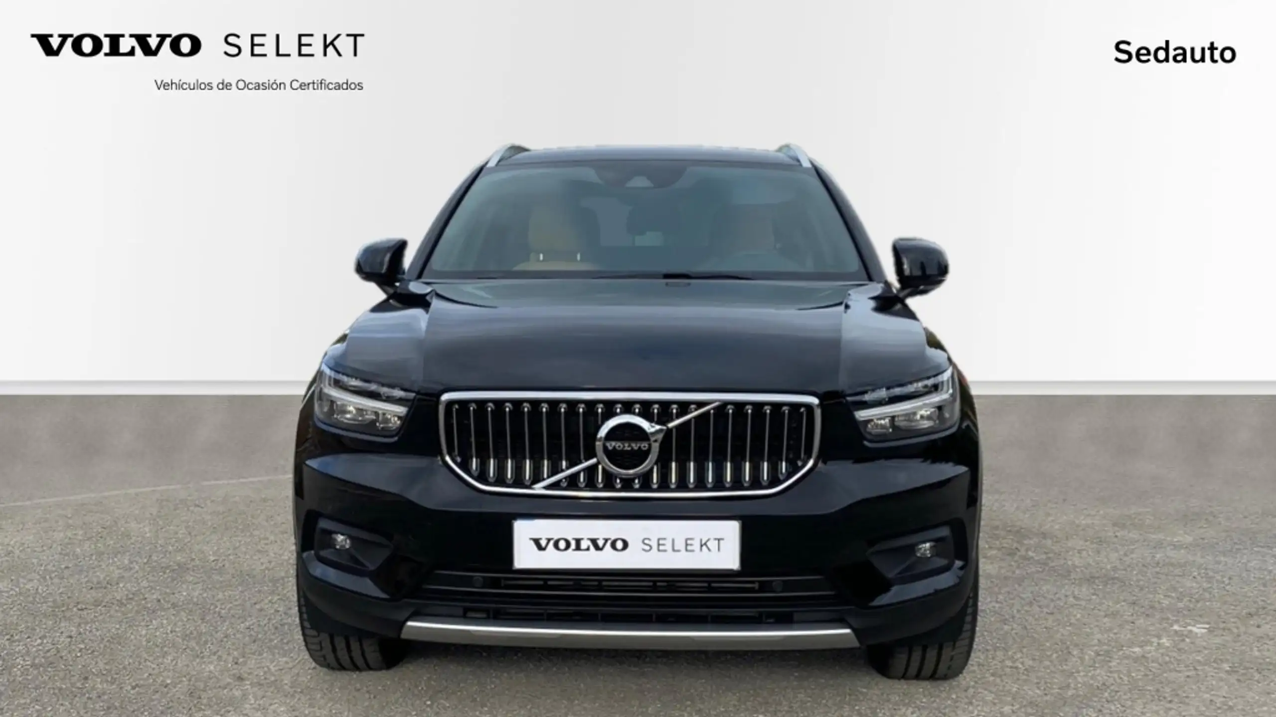 Volvo - XC40