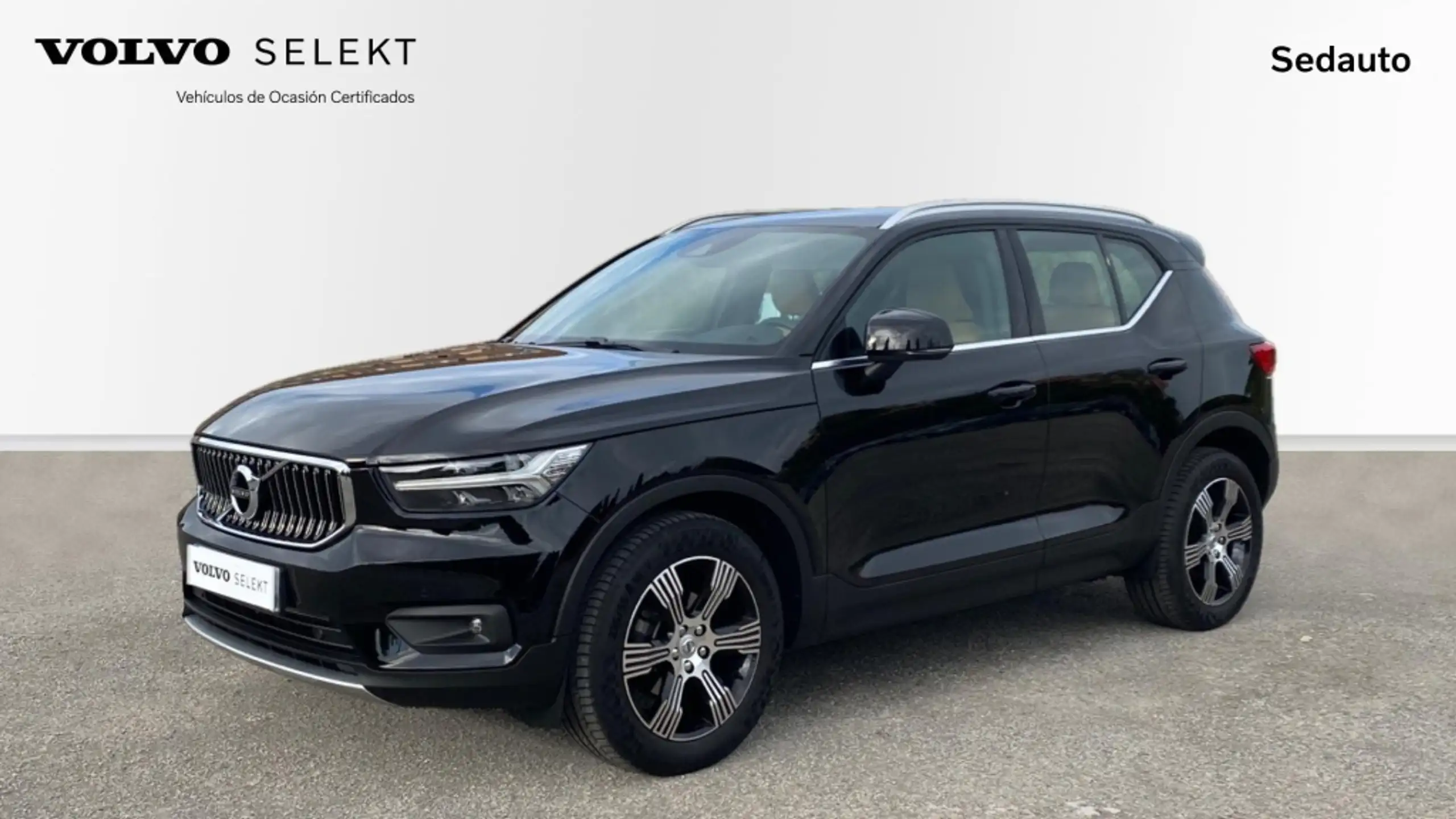 Volvo - XC40