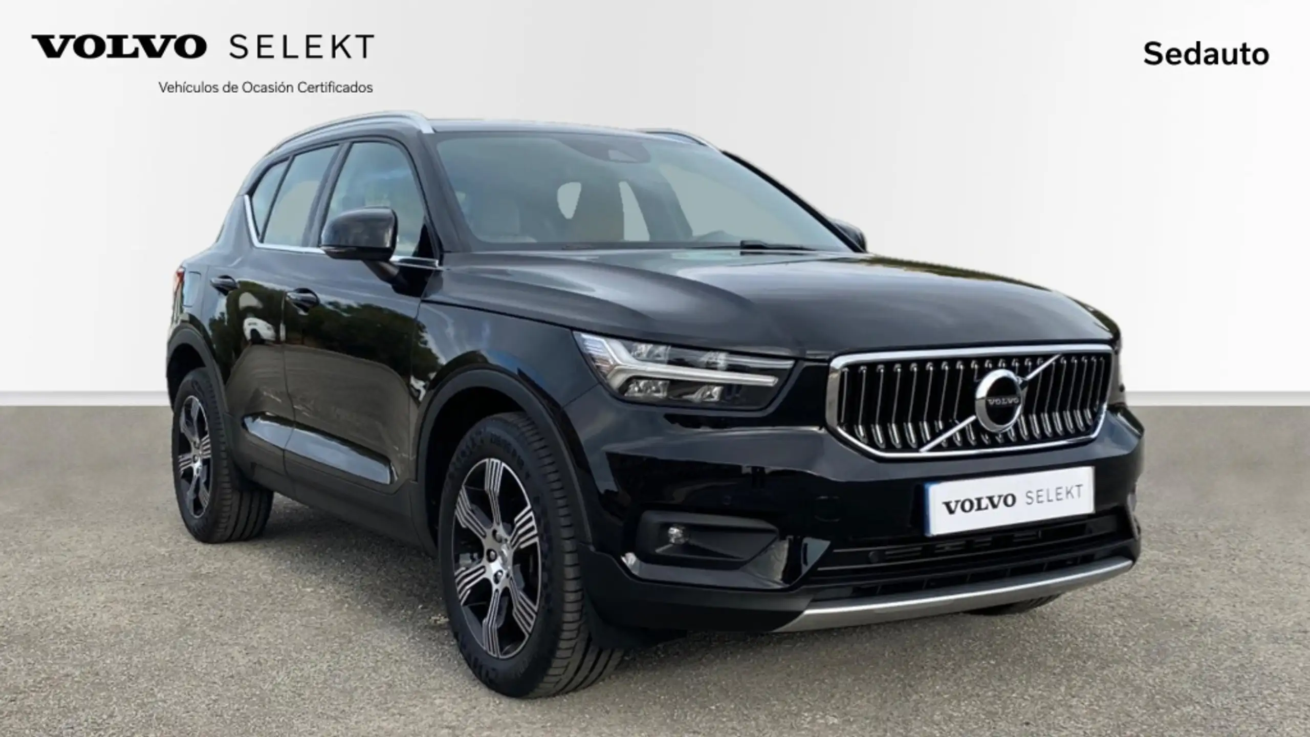 Volvo - XC40