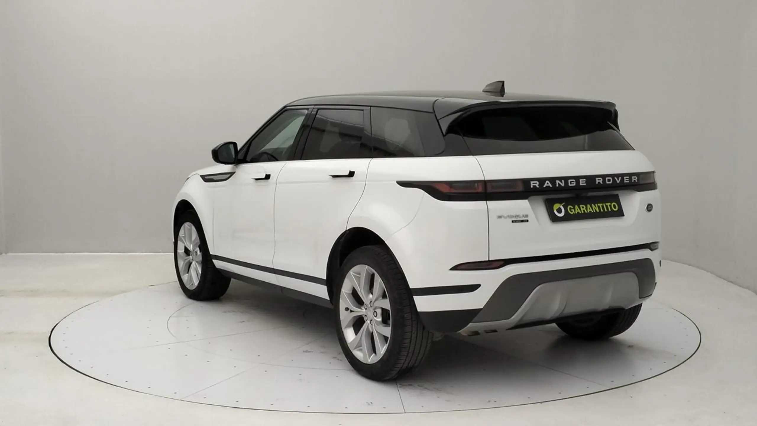 Land Rover - Range Rover Evoque