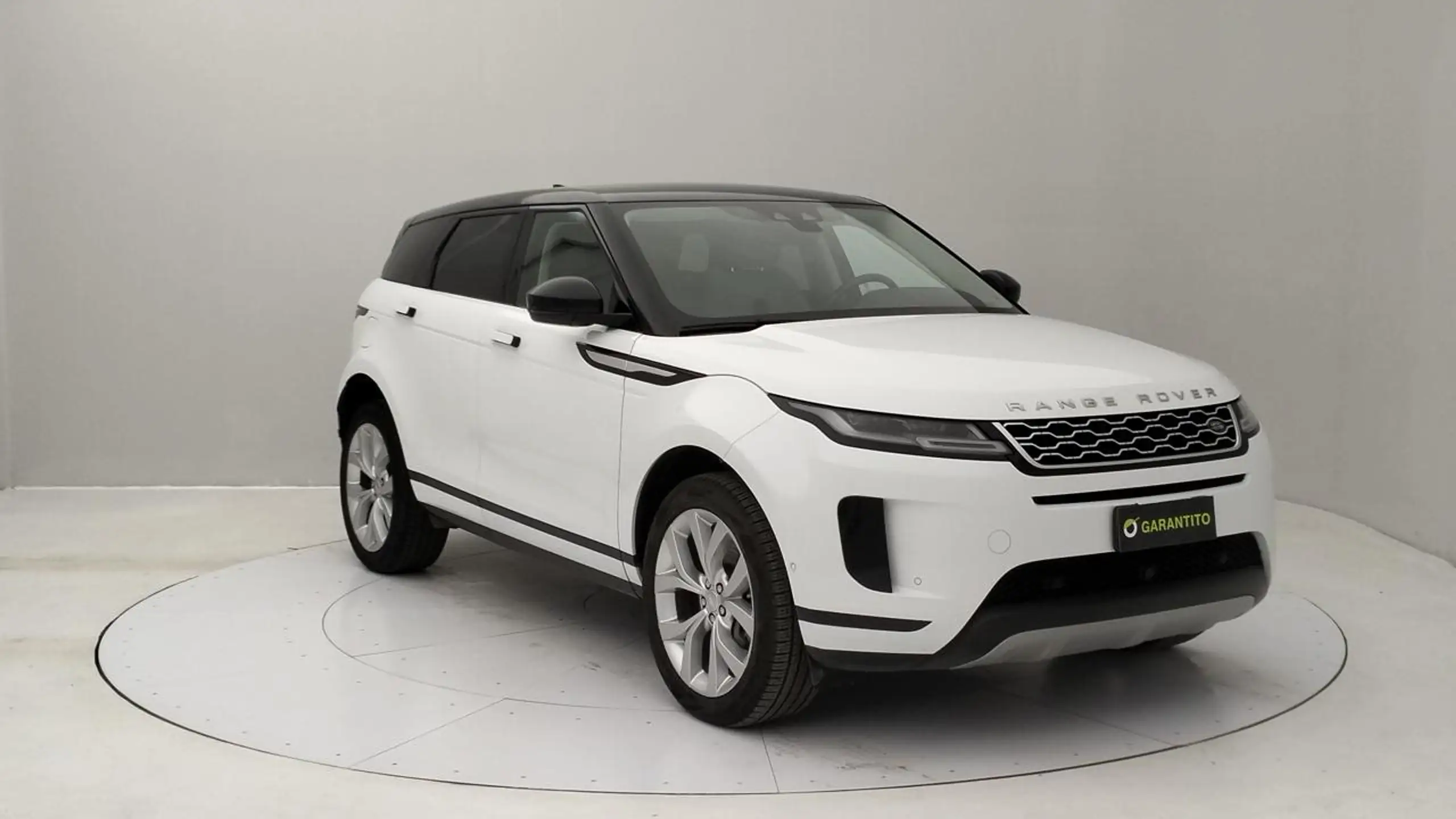 Land Rover - Range Rover Evoque