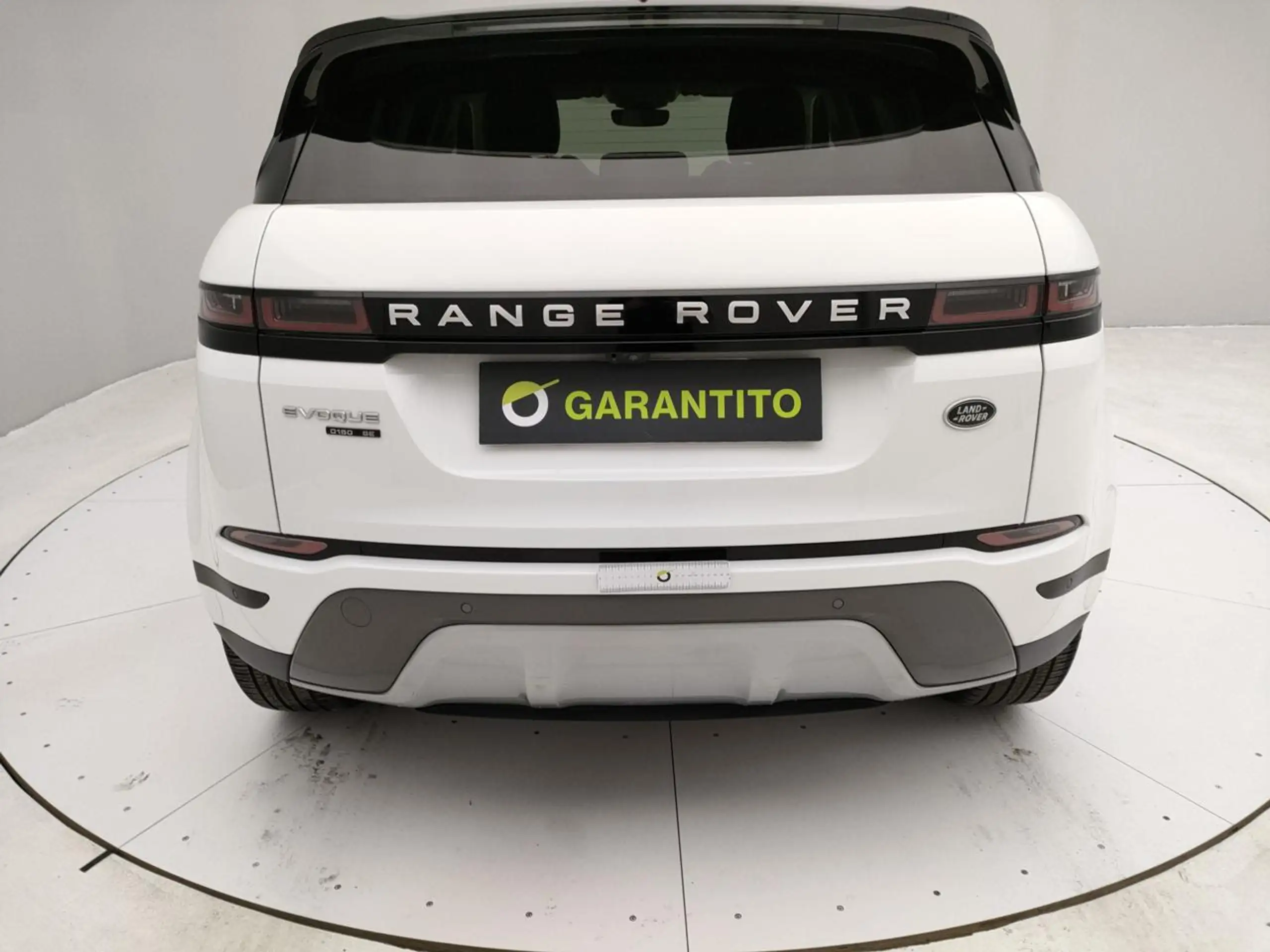 Land Rover - Range Rover Evoque