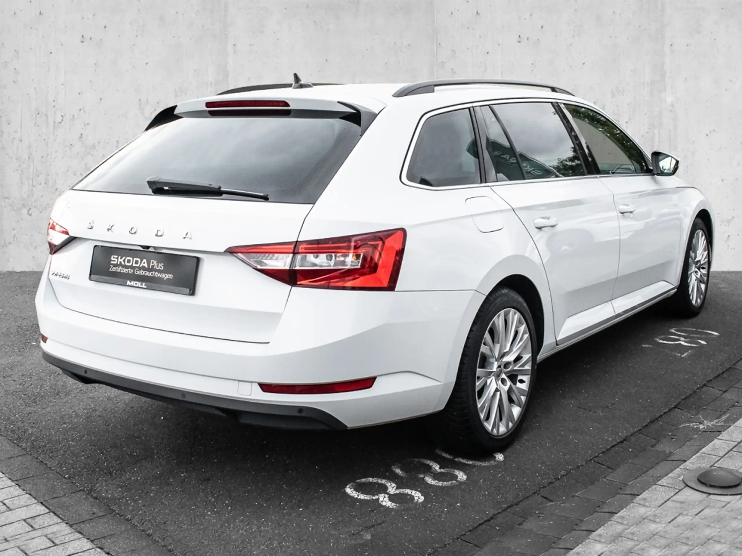 Skoda - Superb