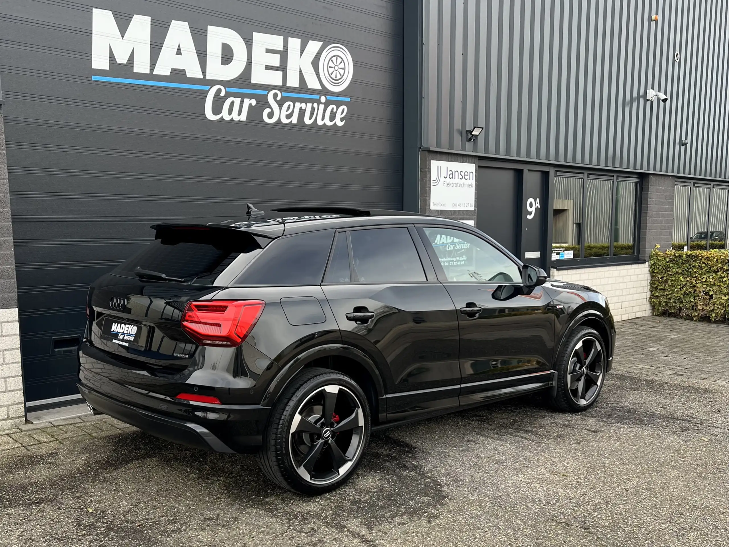 Audi - Q2