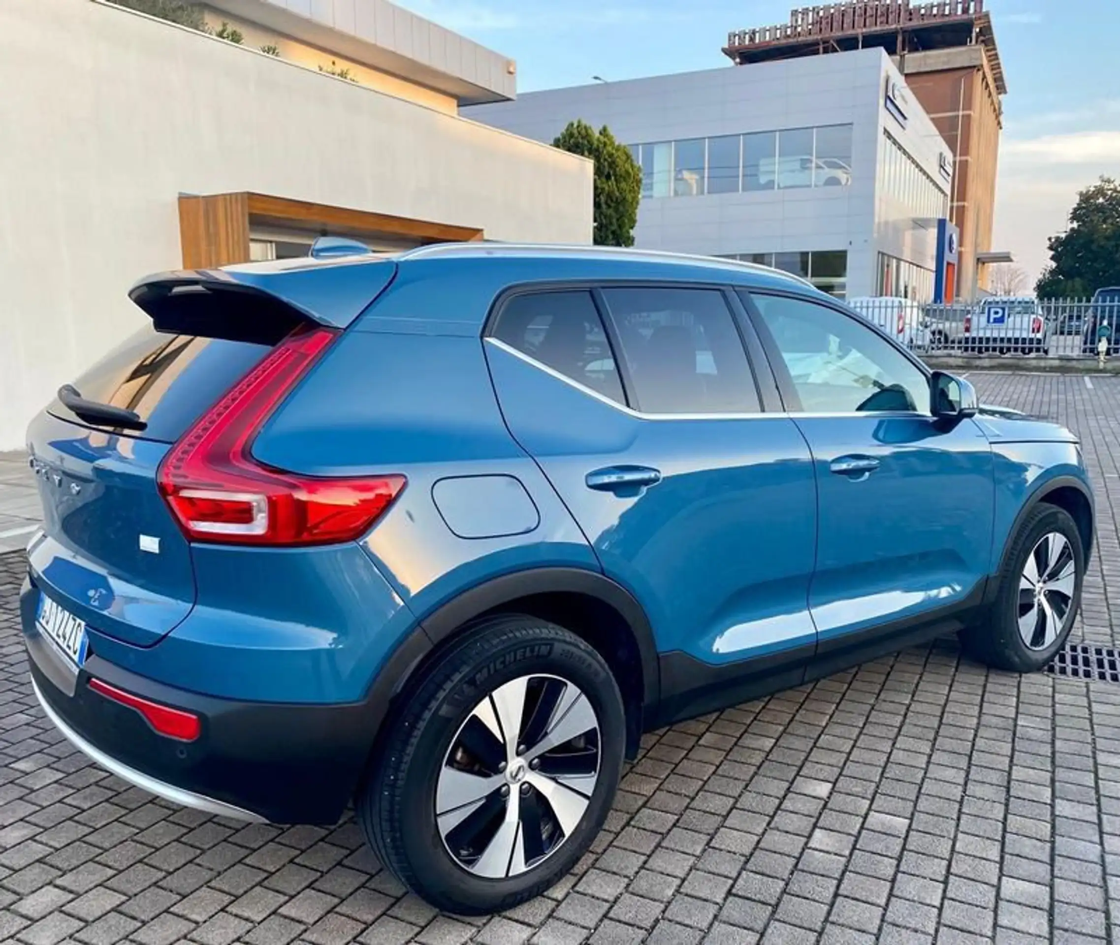 Volvo - XC40