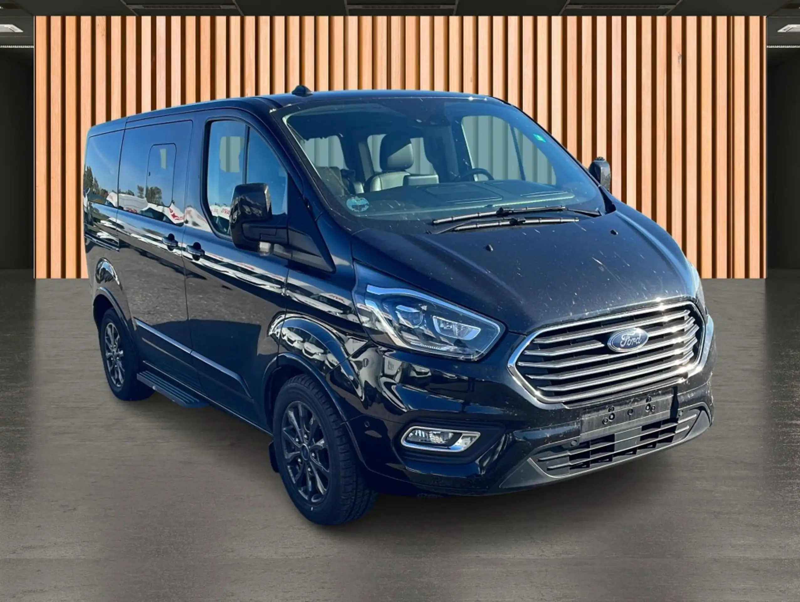 Ford - Tourneo Custom