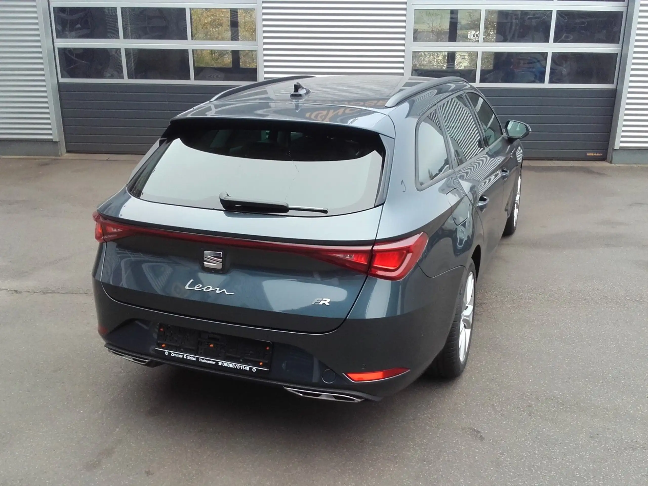 SEAT - Leon