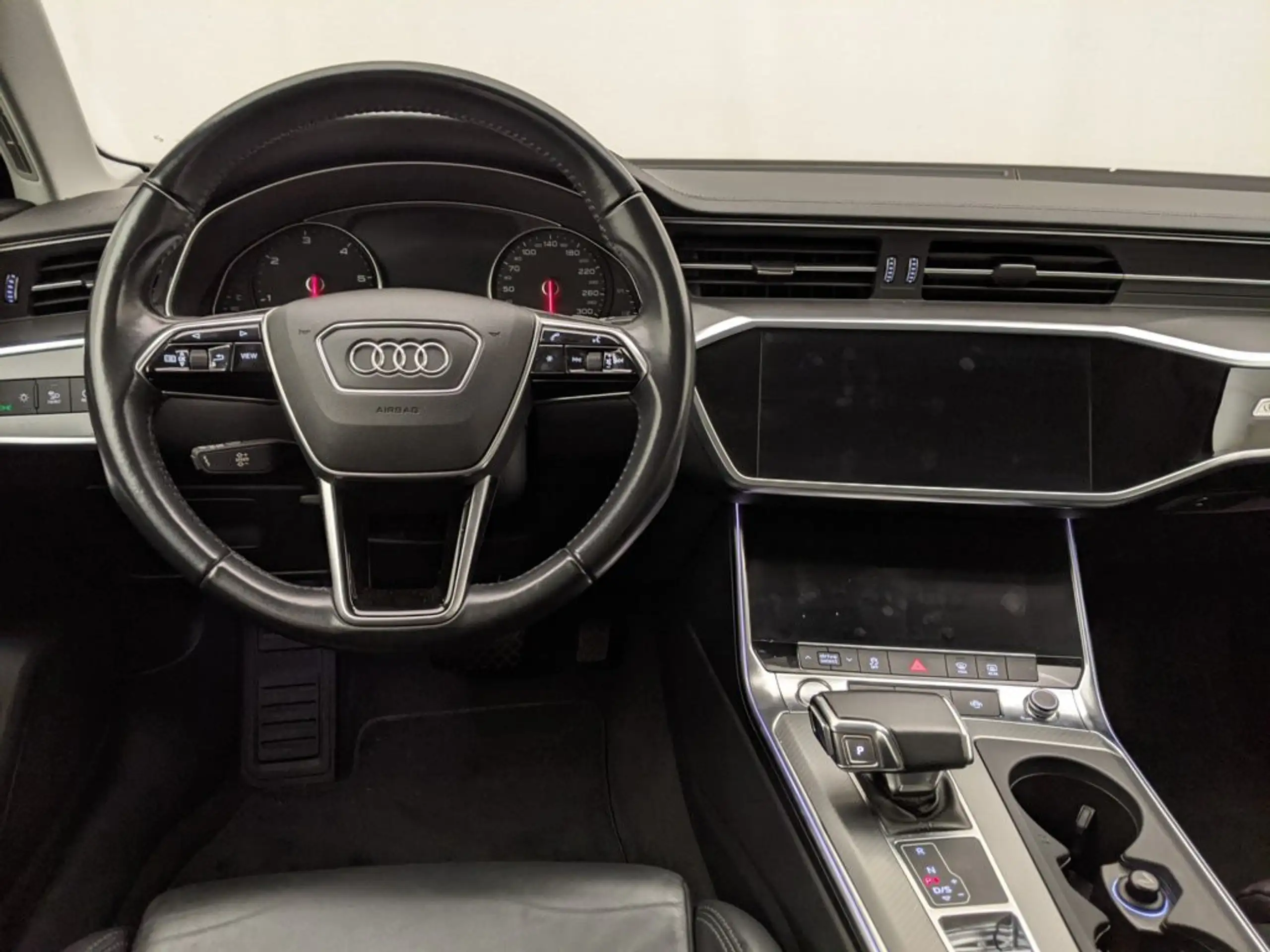 Audi - A6