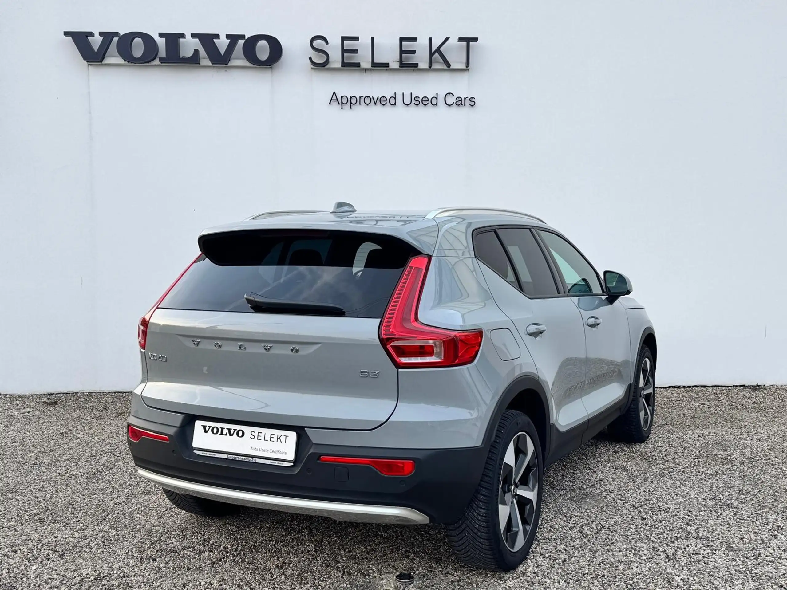 Volvo - XC40