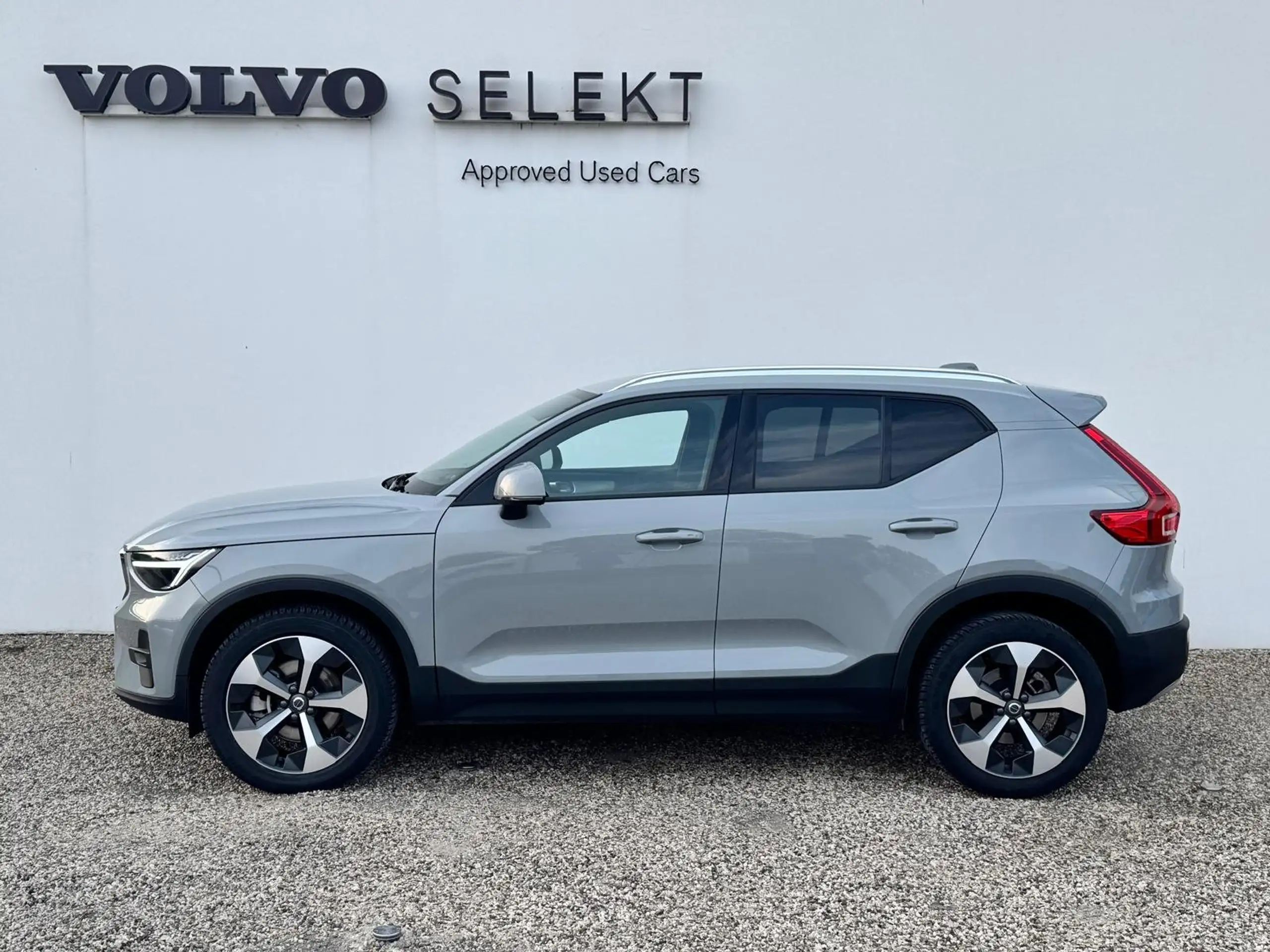 Volvo - XC40