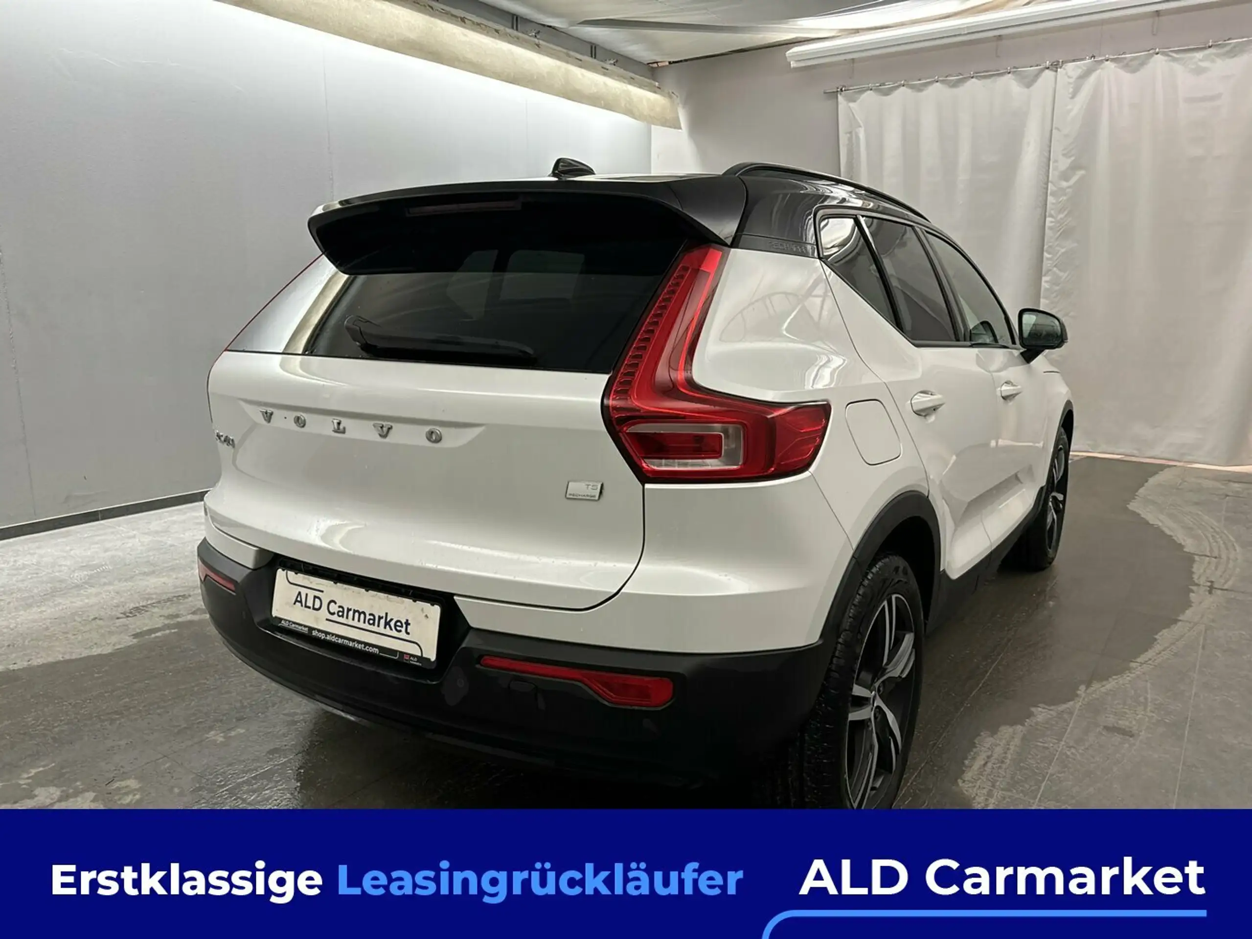 Volvo - XC40