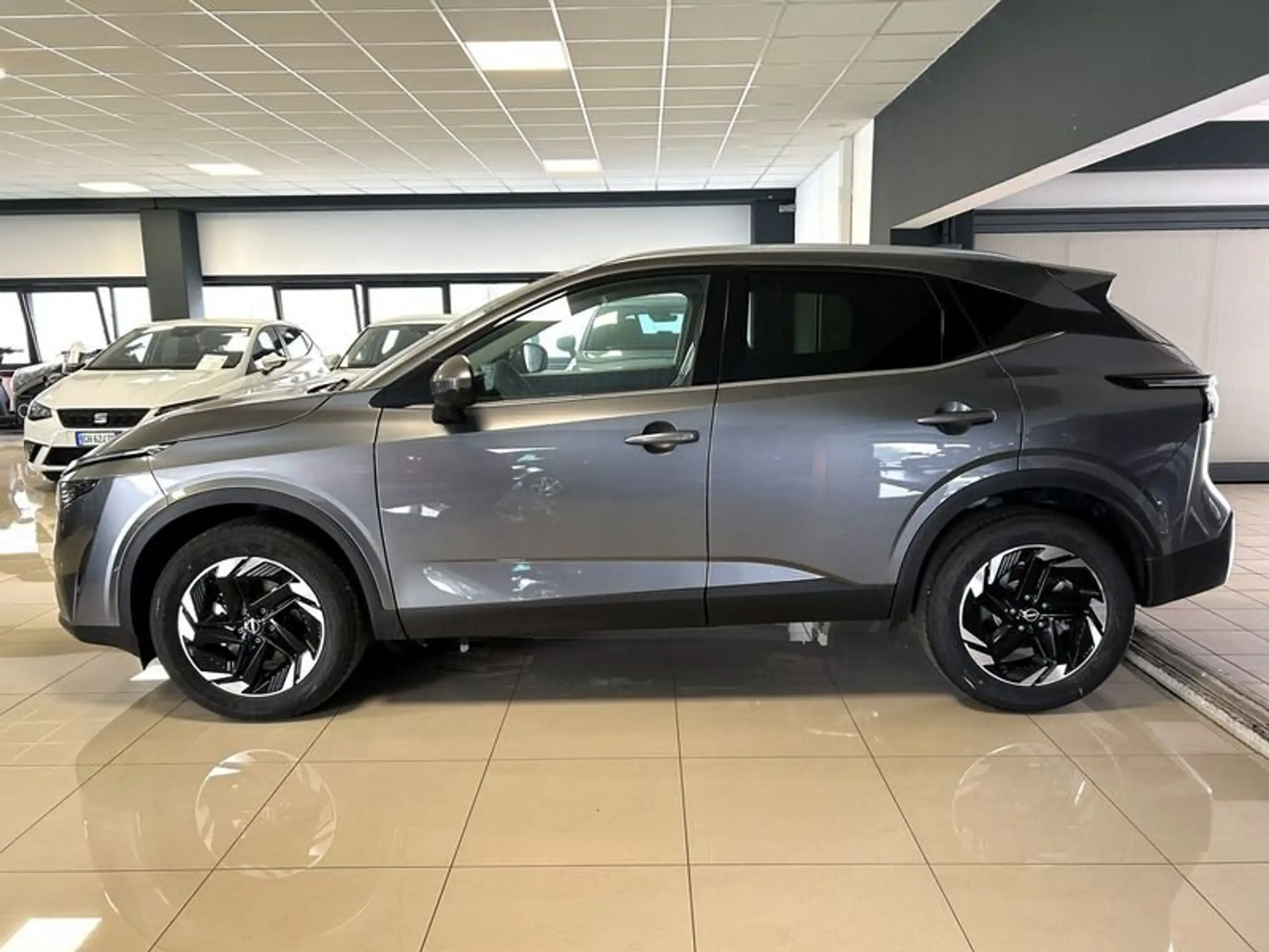 Nissan - Qashqai