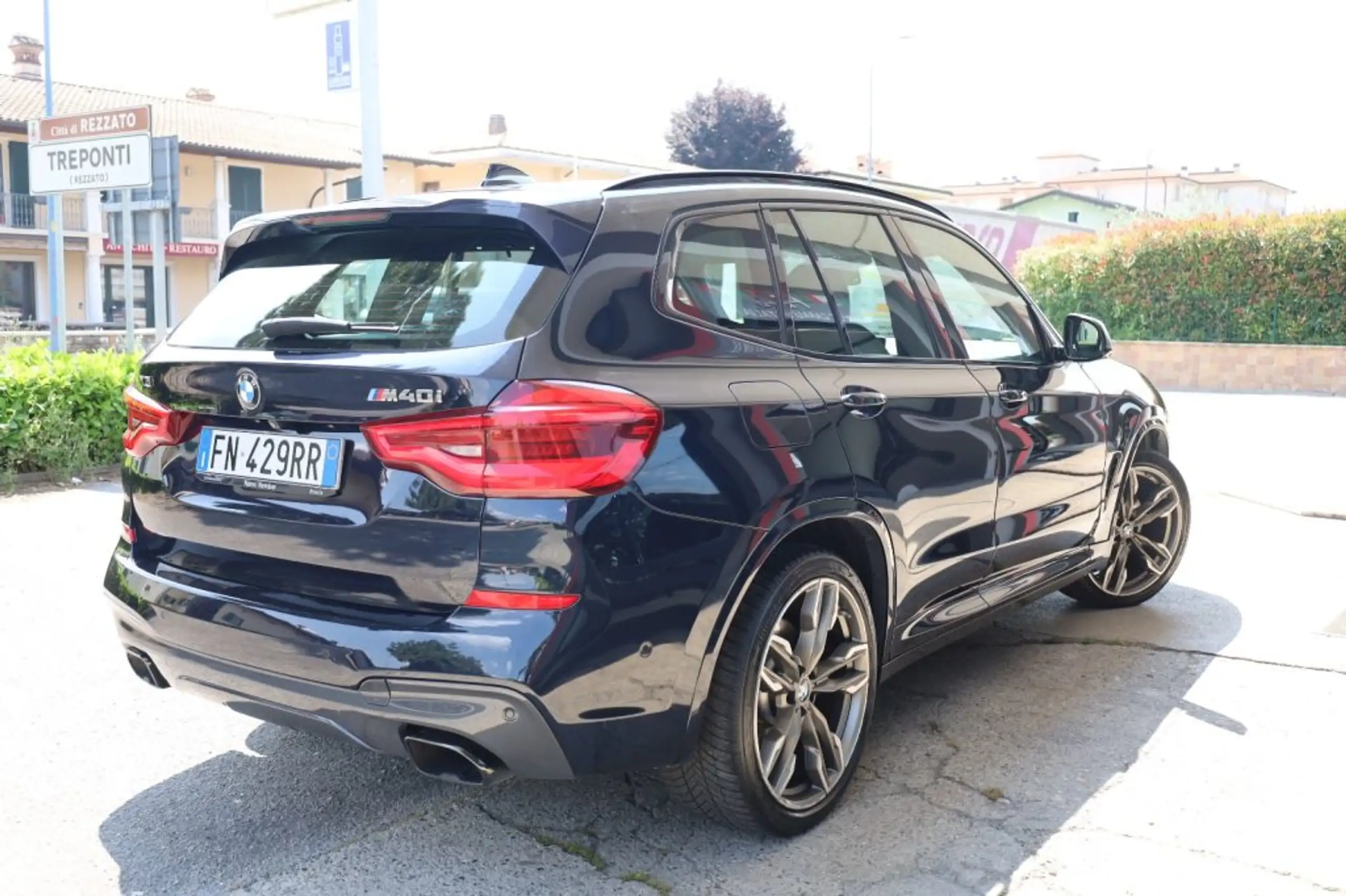 BMW - X3