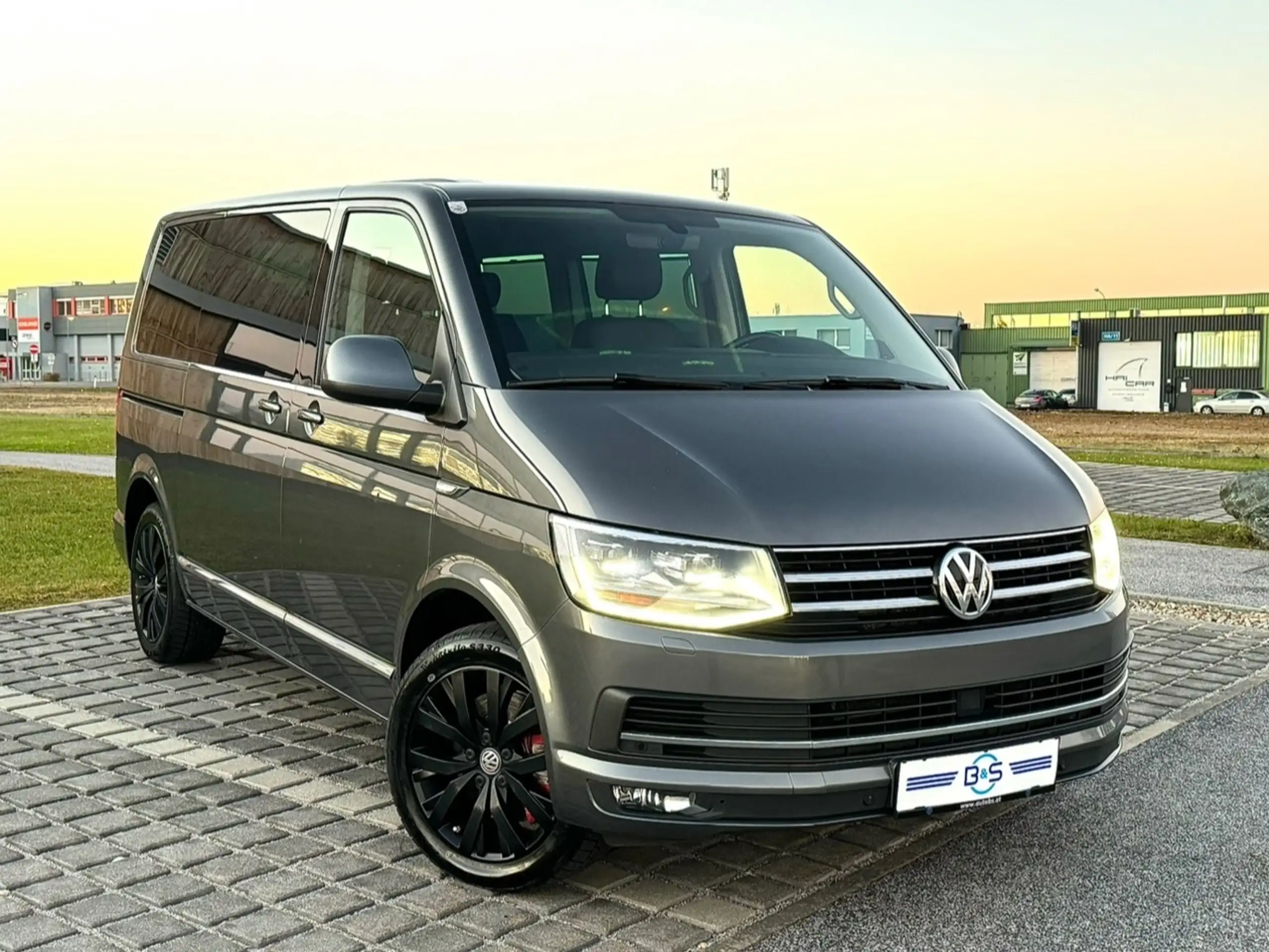 Volkswagen T6 Multivan 2015